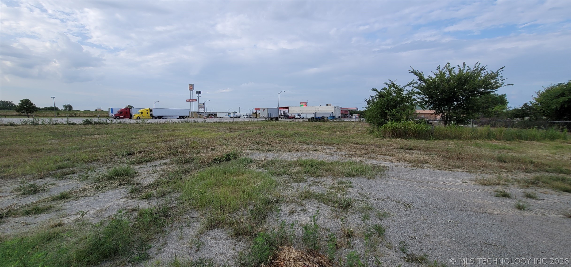 1228 W Gentry Street Checotah OK 74426