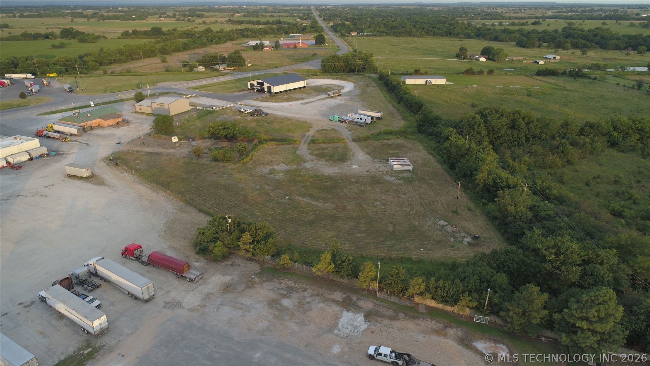 1228 W Gentry Street Checotah OK 74426