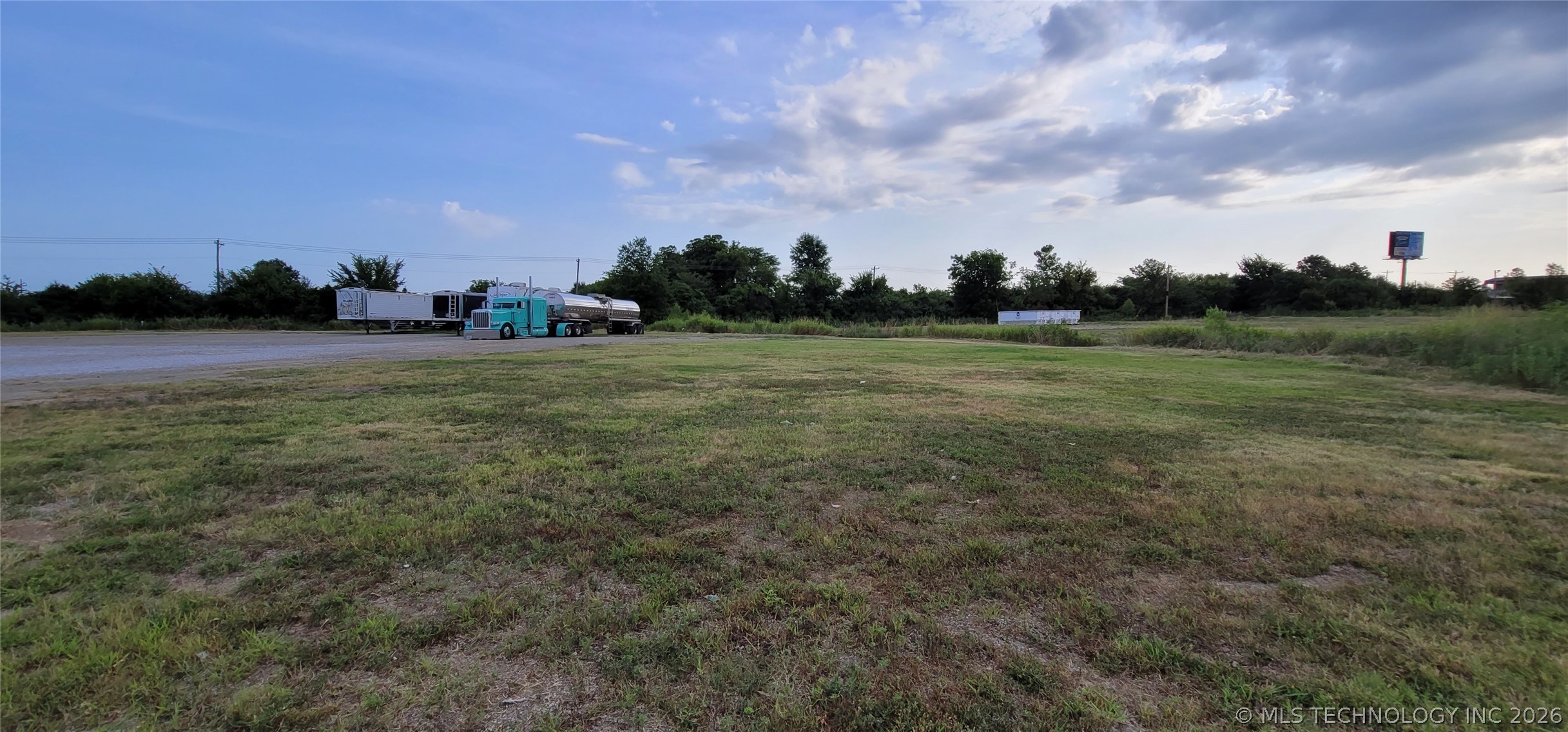 1228 W Gentry Street Checotah OK 74426