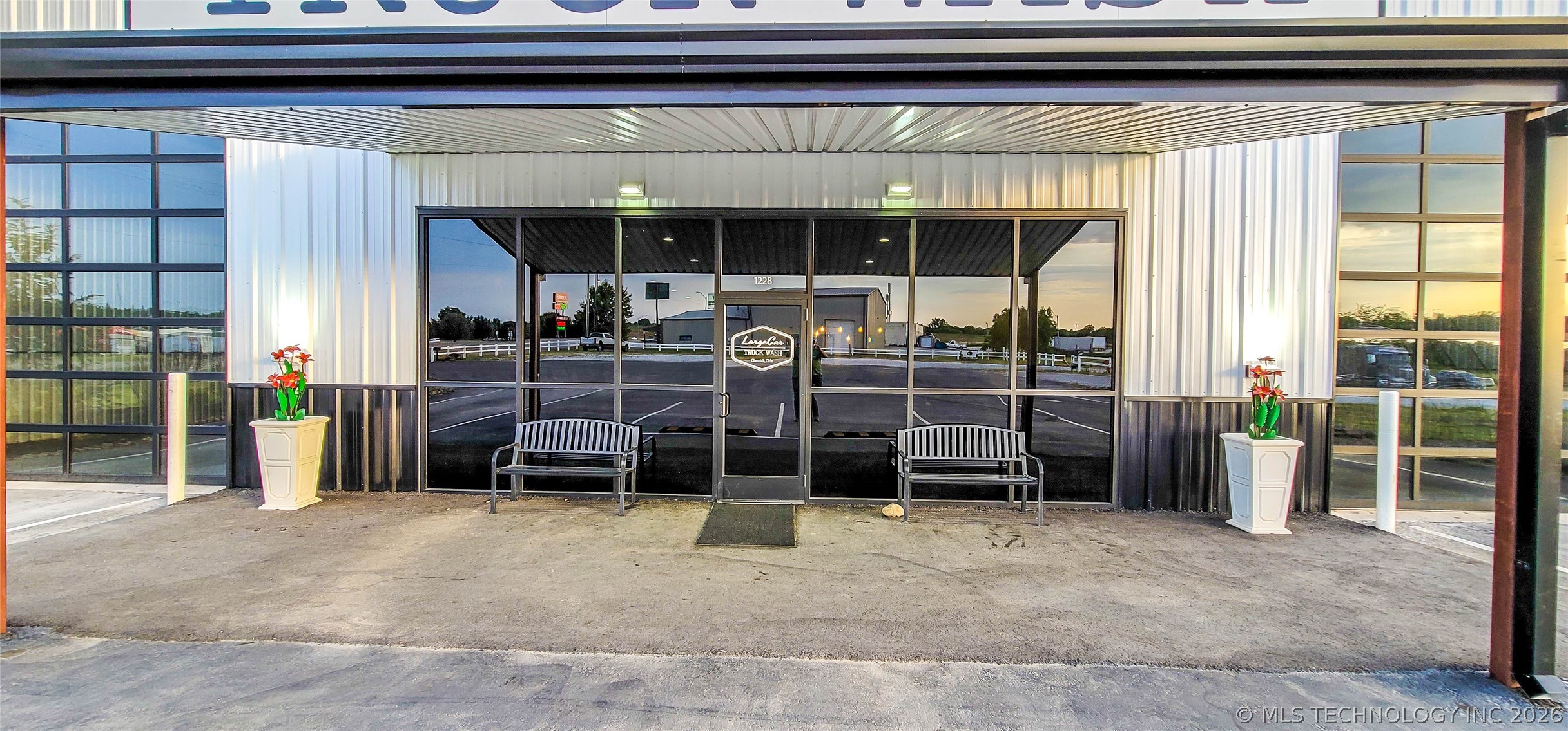 1228 W Gentry Street Checotah OK 74426