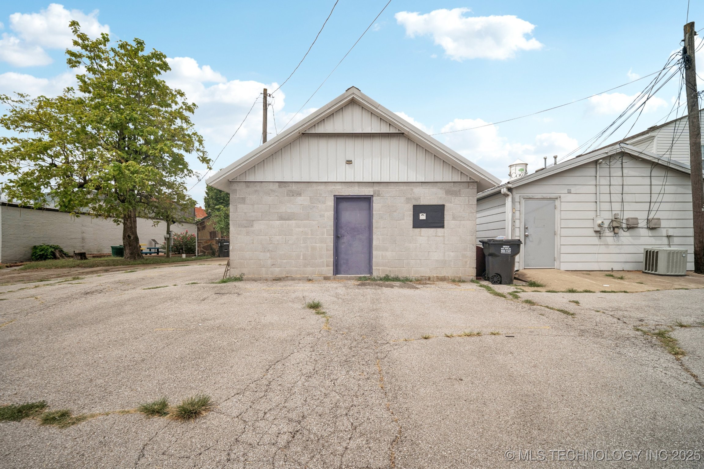 119 N Broadway Street Coweta OK 74429