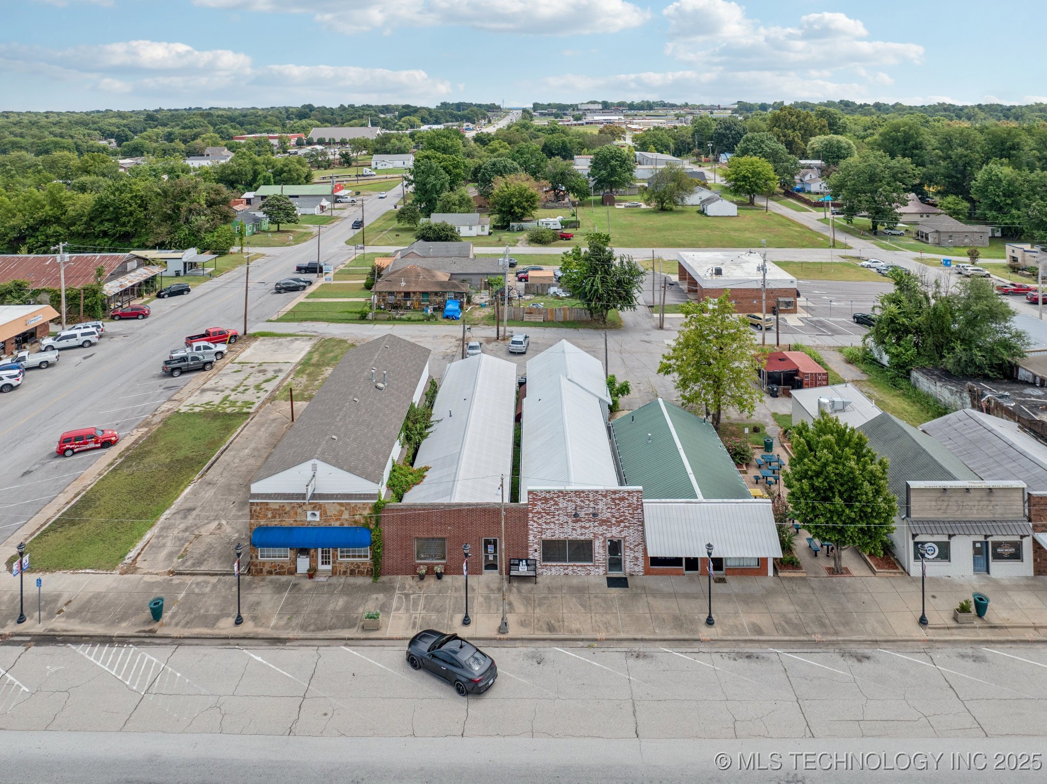 119 N Broadway Street Coweta OK 74429