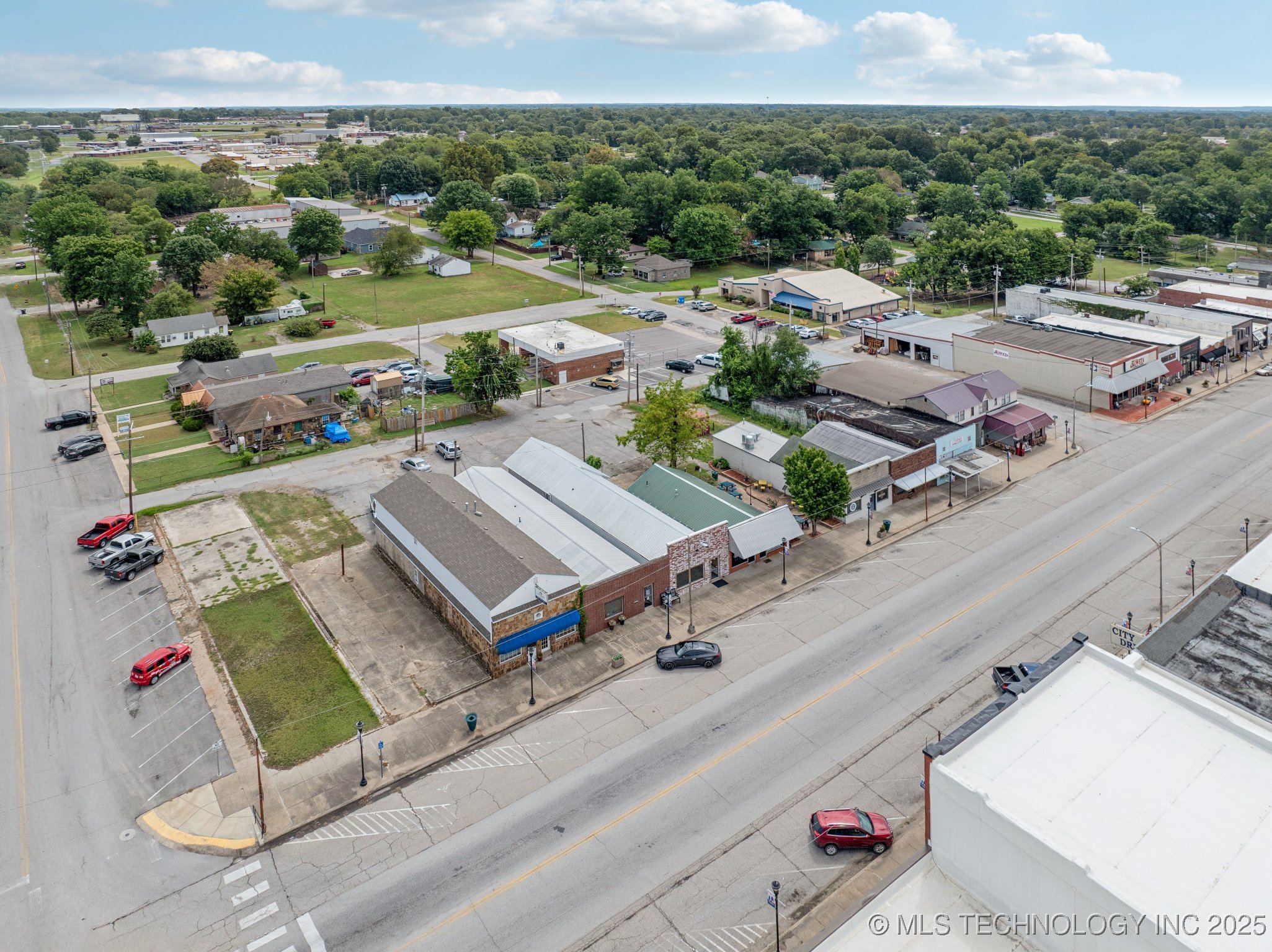 119 N Broadway Street Coweta OK 74429