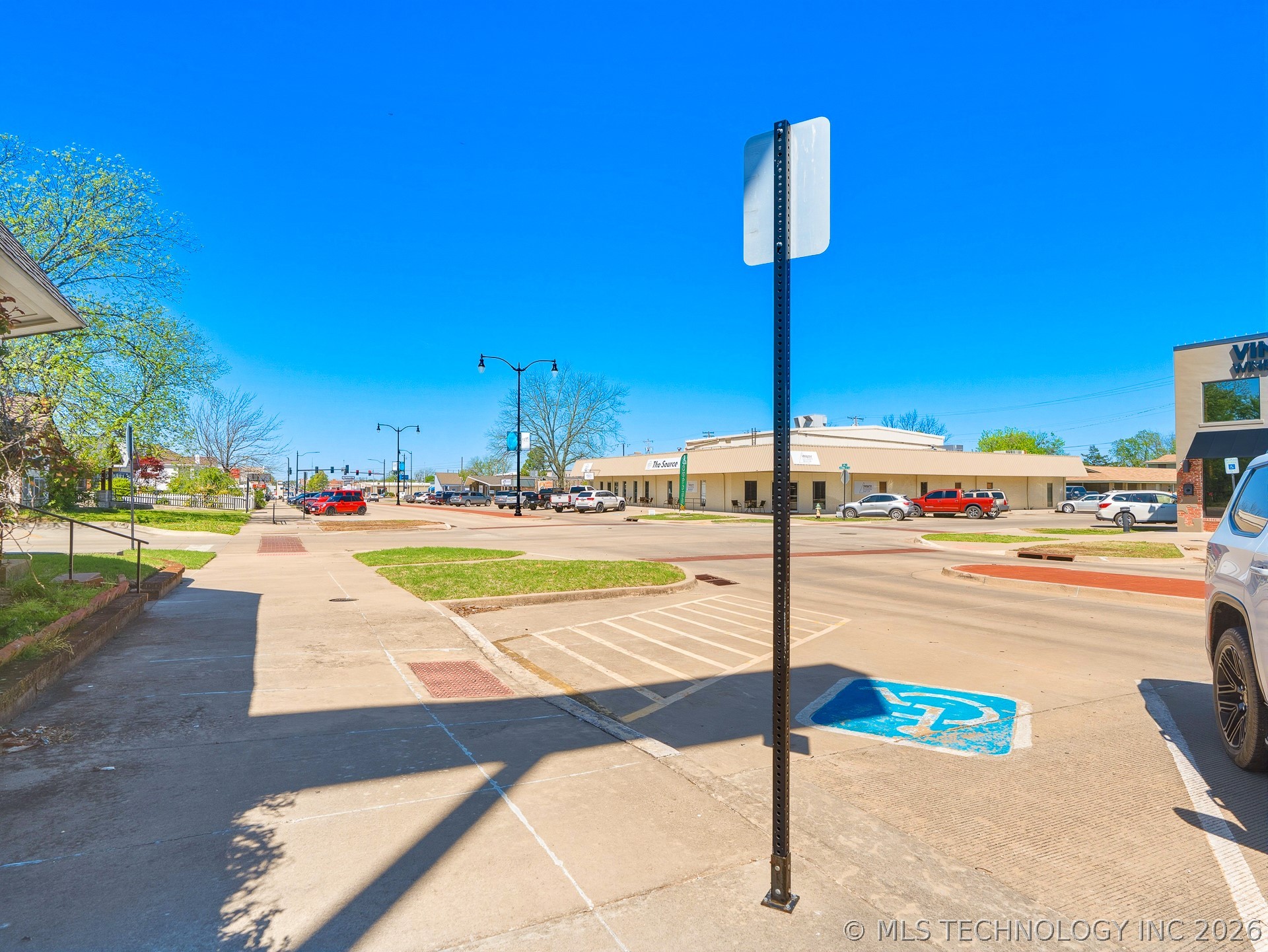 801 E Main Street Ada OK 74820