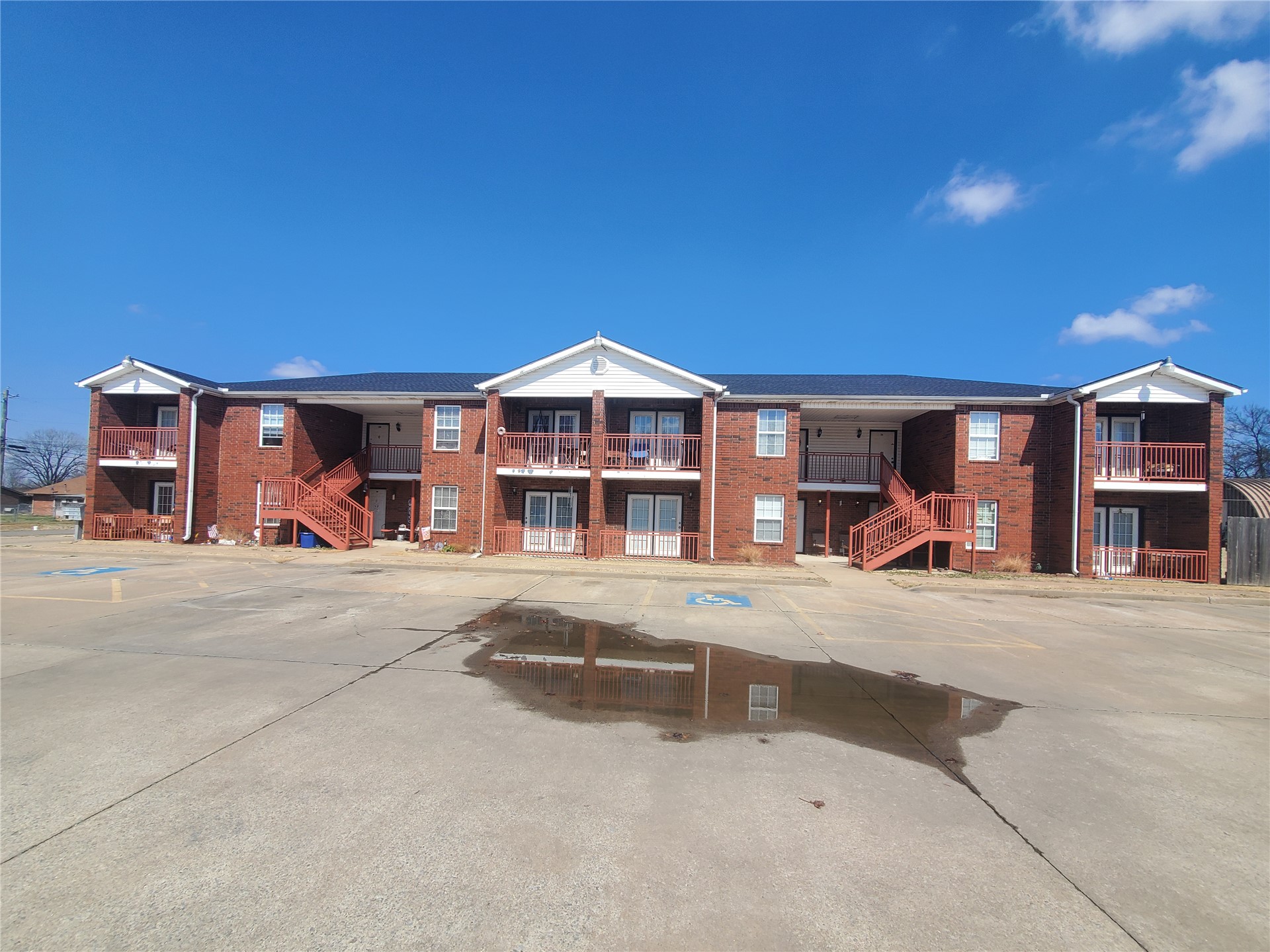 1420 Pierce Avenue Wagoner OK 74467