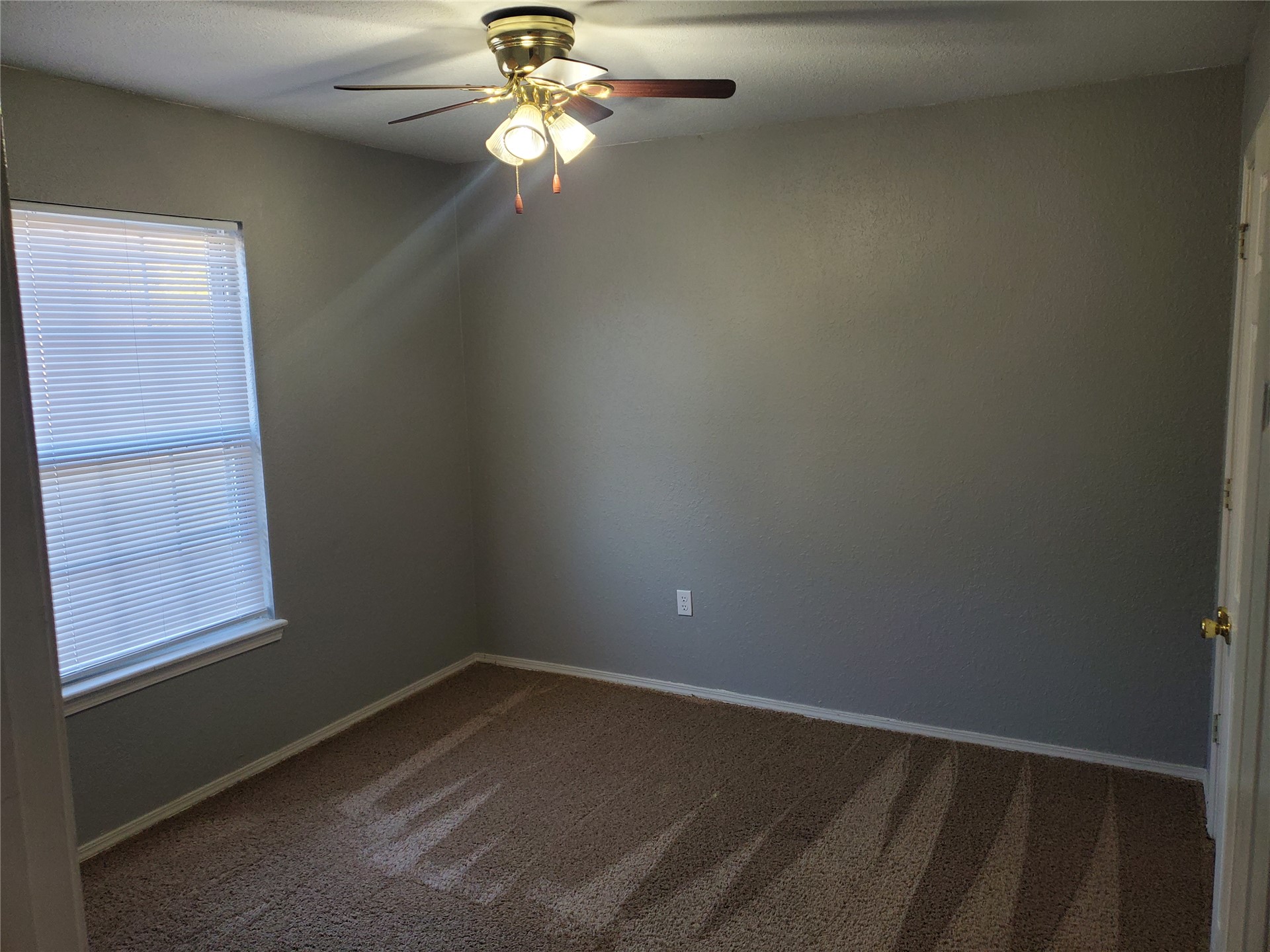1420 Pierce Avenue Wagoner OK 74467