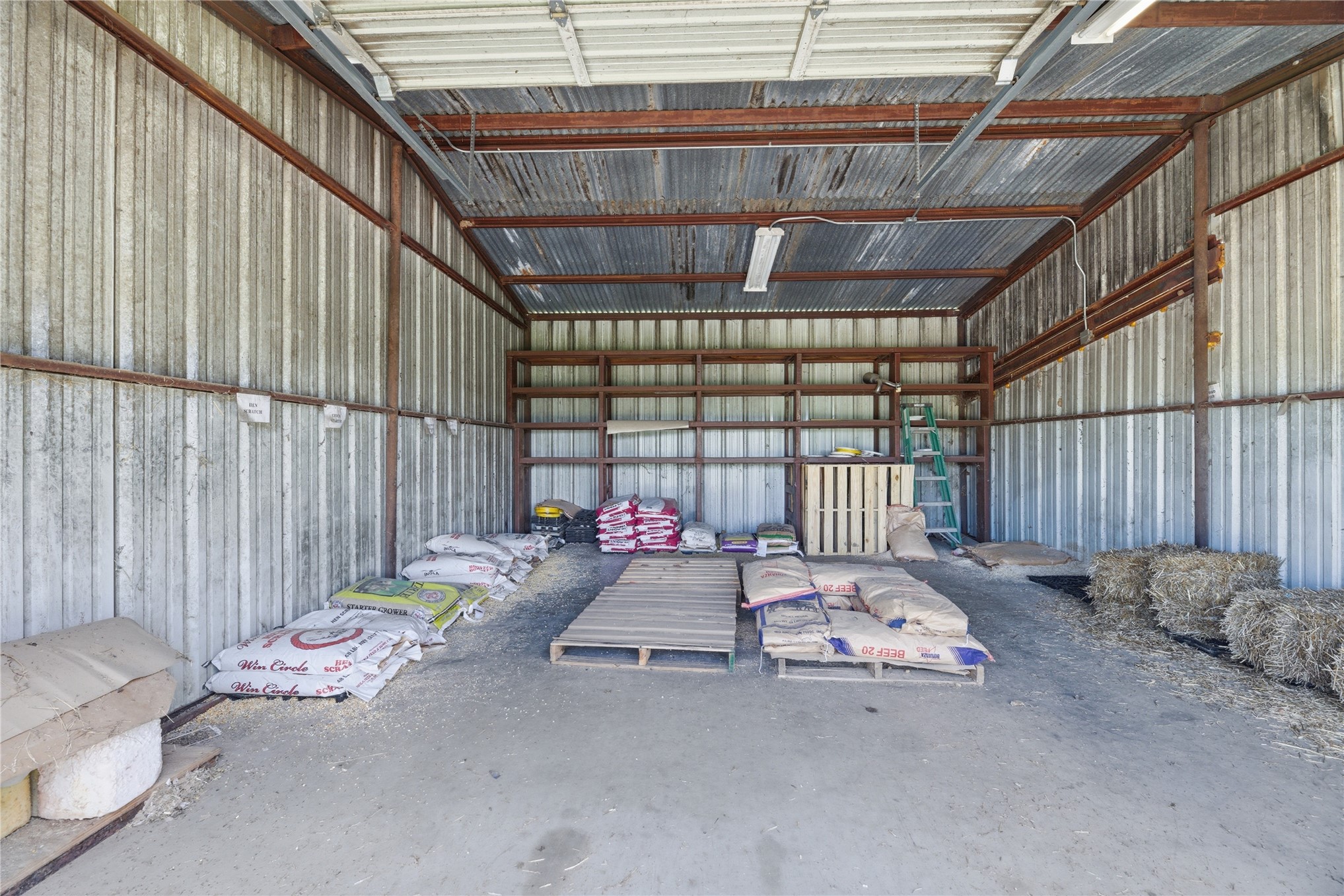 15994 N Clear Creek Road Hulbert OK 74441