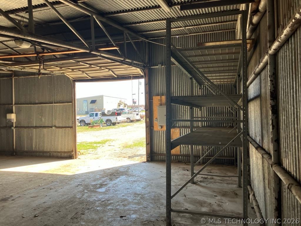 131 SE Cholwell Avenue Bartlesville OK 74006