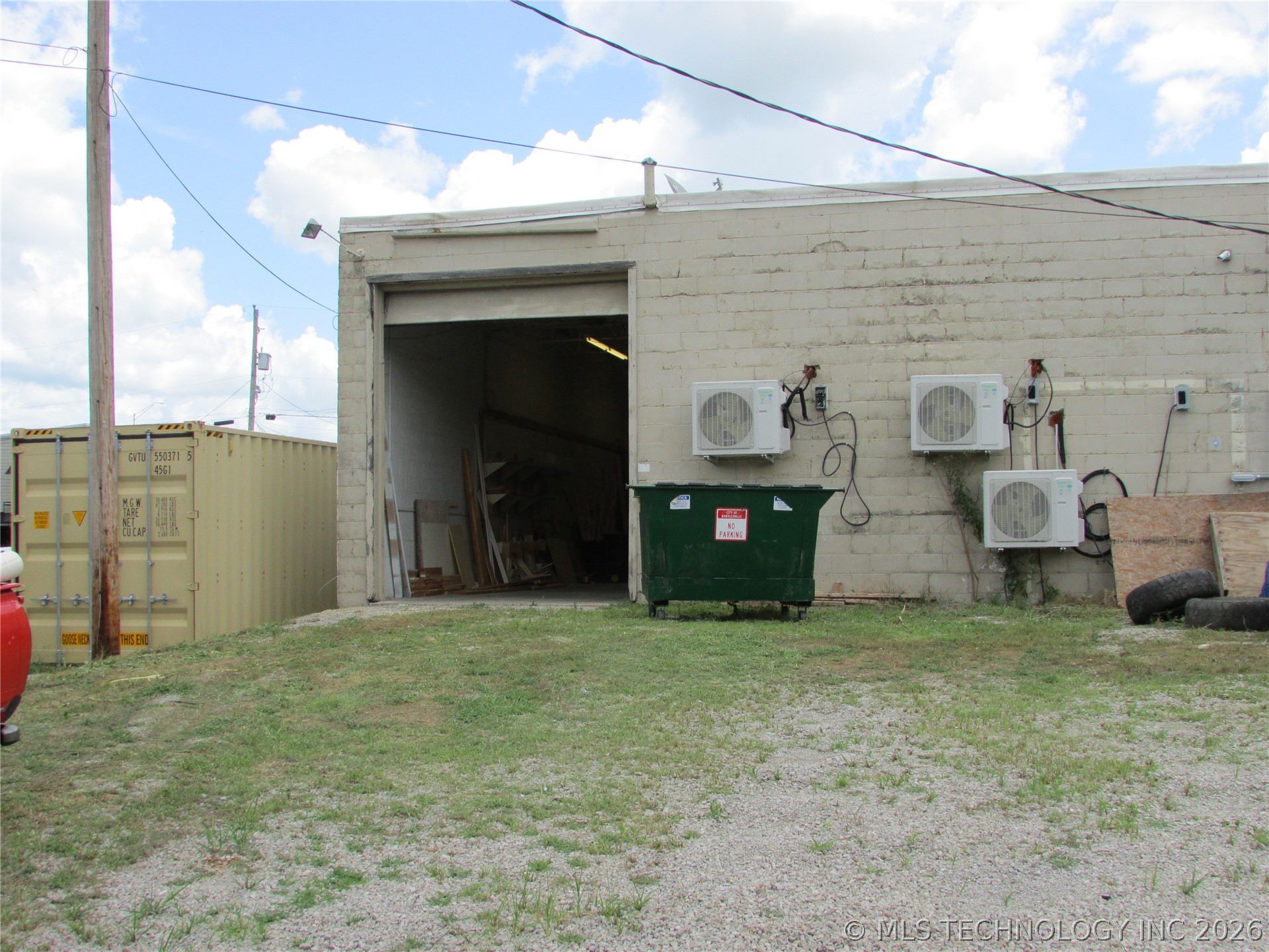 131 SE Cholwell Avenue Bartlesville OK 74006
