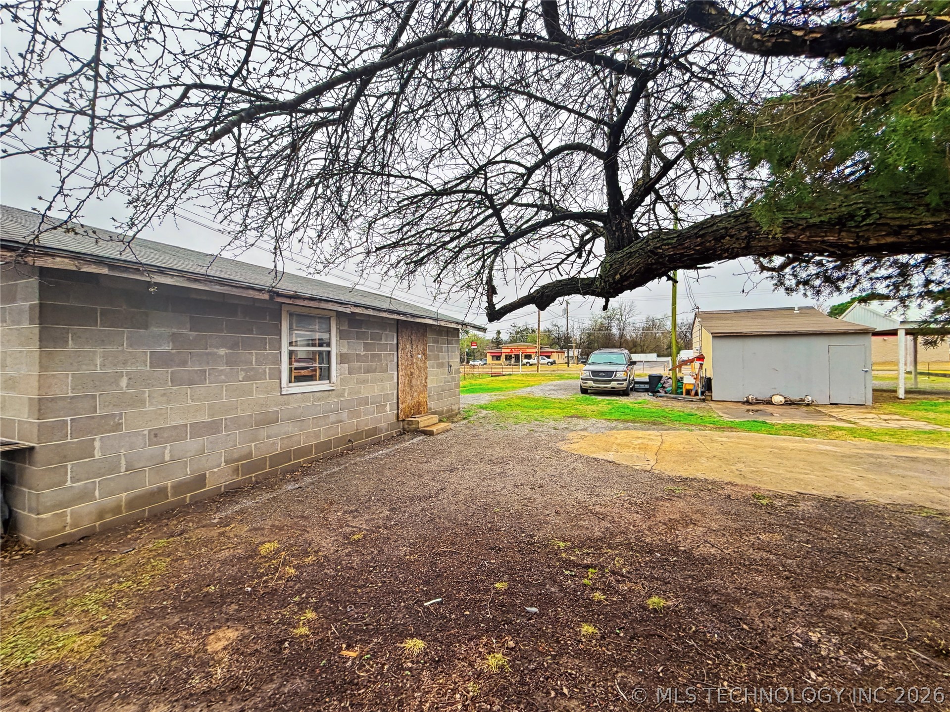 811 E Downing Street Tahlequah OK 74464