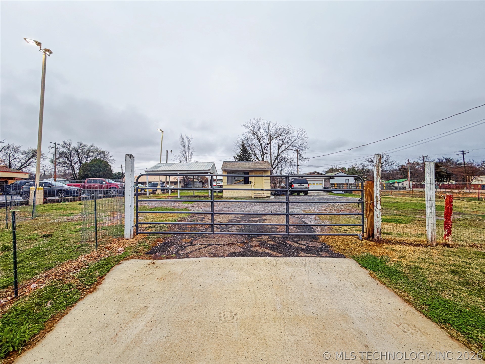 811 E Downing Street Tahlequah OK 74464