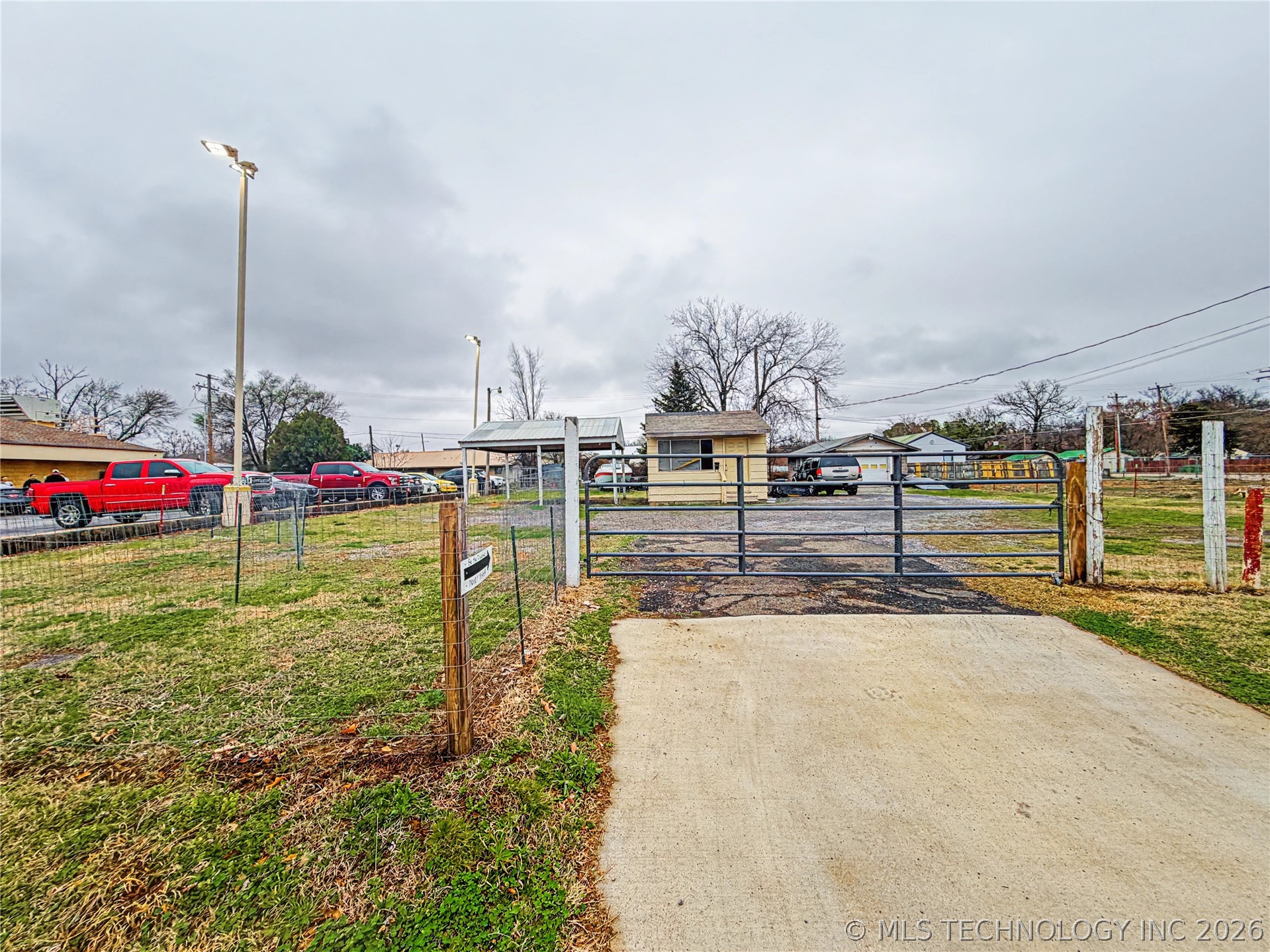811 E Downing Street Tahlequah OK 74464