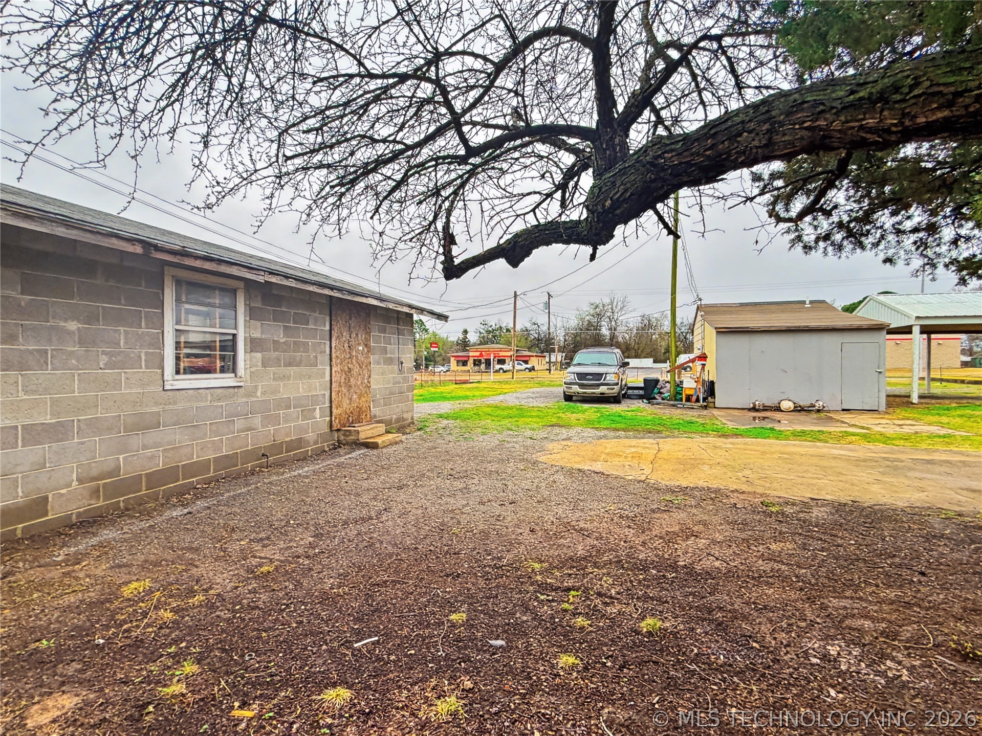 811 E Downing Street Tahlequah OK 74464