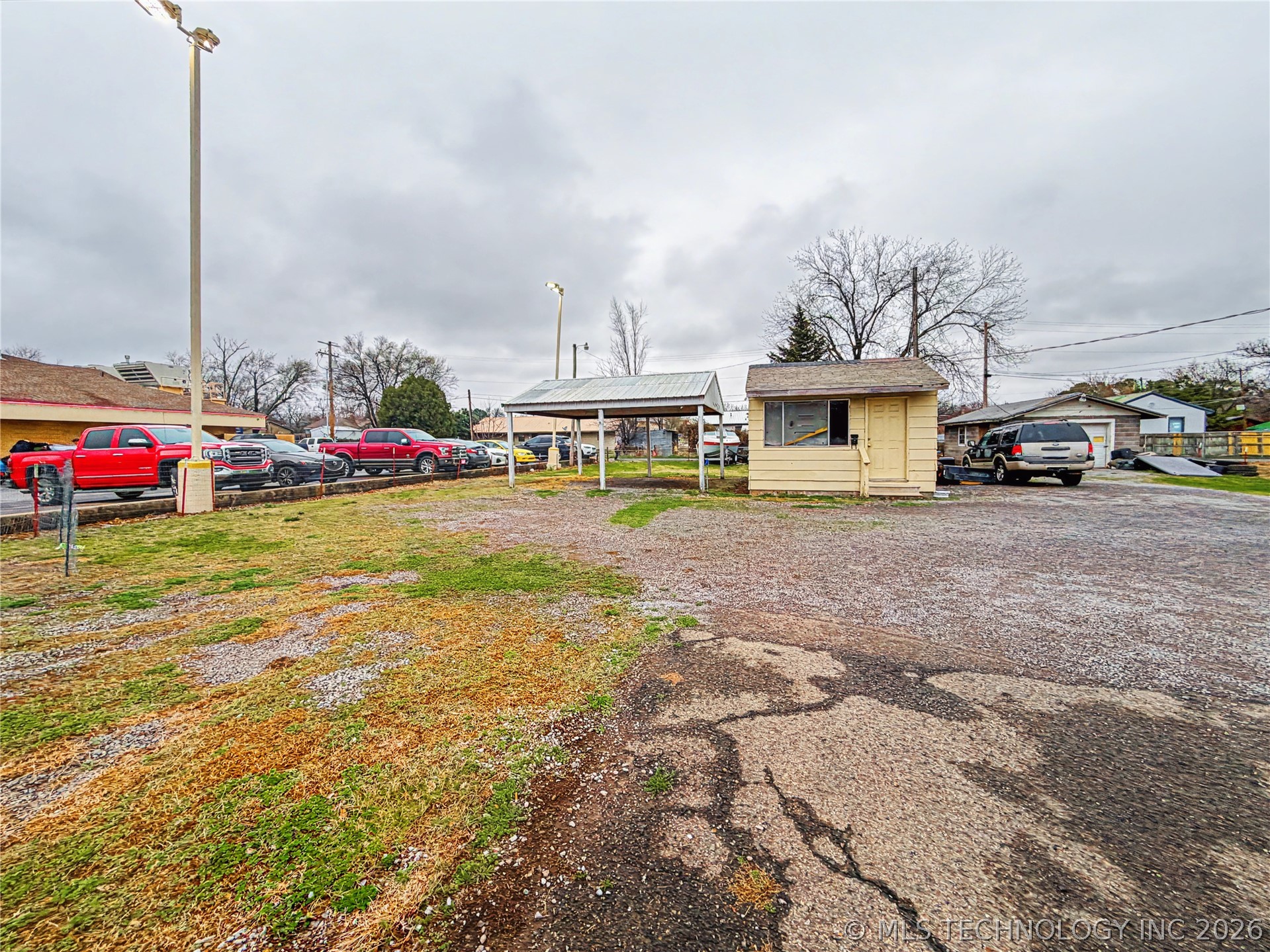 811 E Downing Street Tahlequah OK 74464