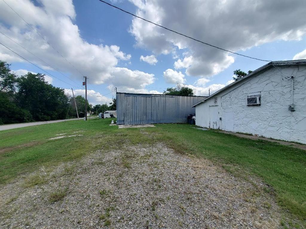 225 E Columbia Street Okemah OK 74859