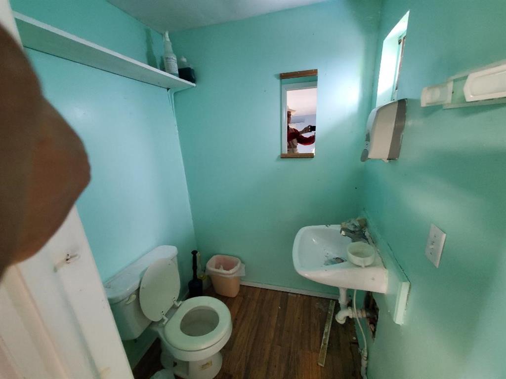 225 E Columbia Street Okemah OK 74859