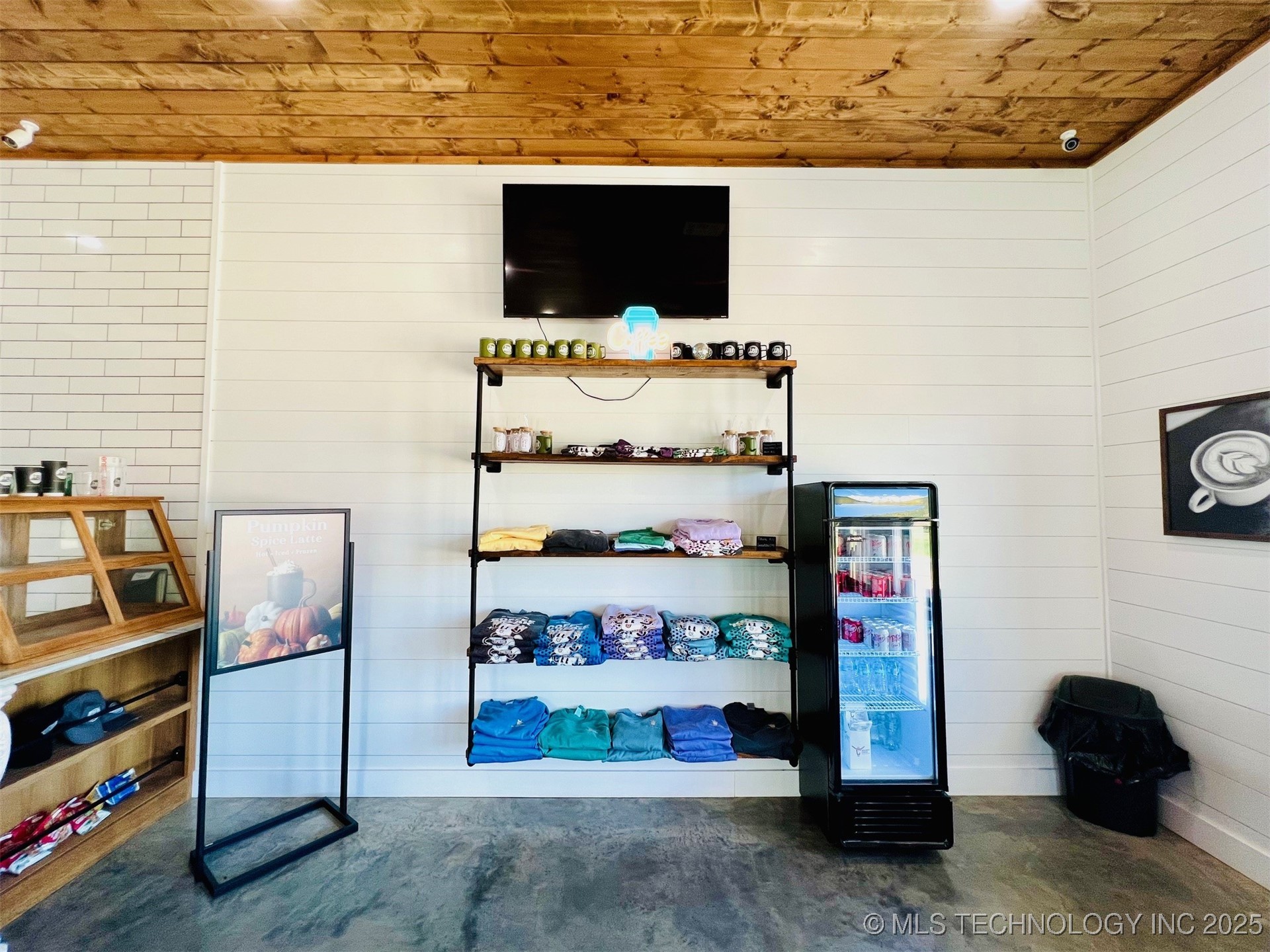 211 W Highway 70 Madill OK 73446