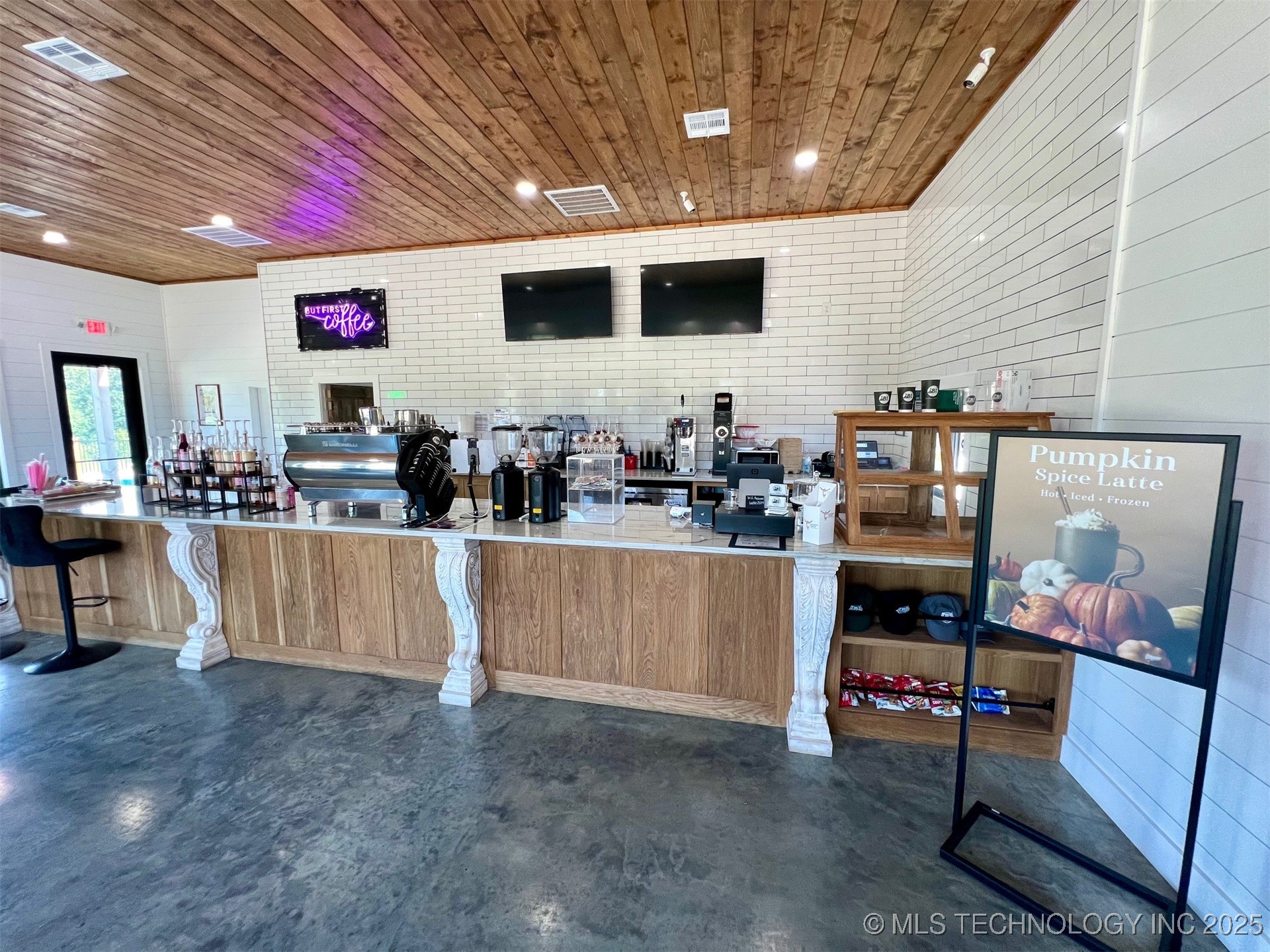 211 W Highway 70 Madill OK 73446