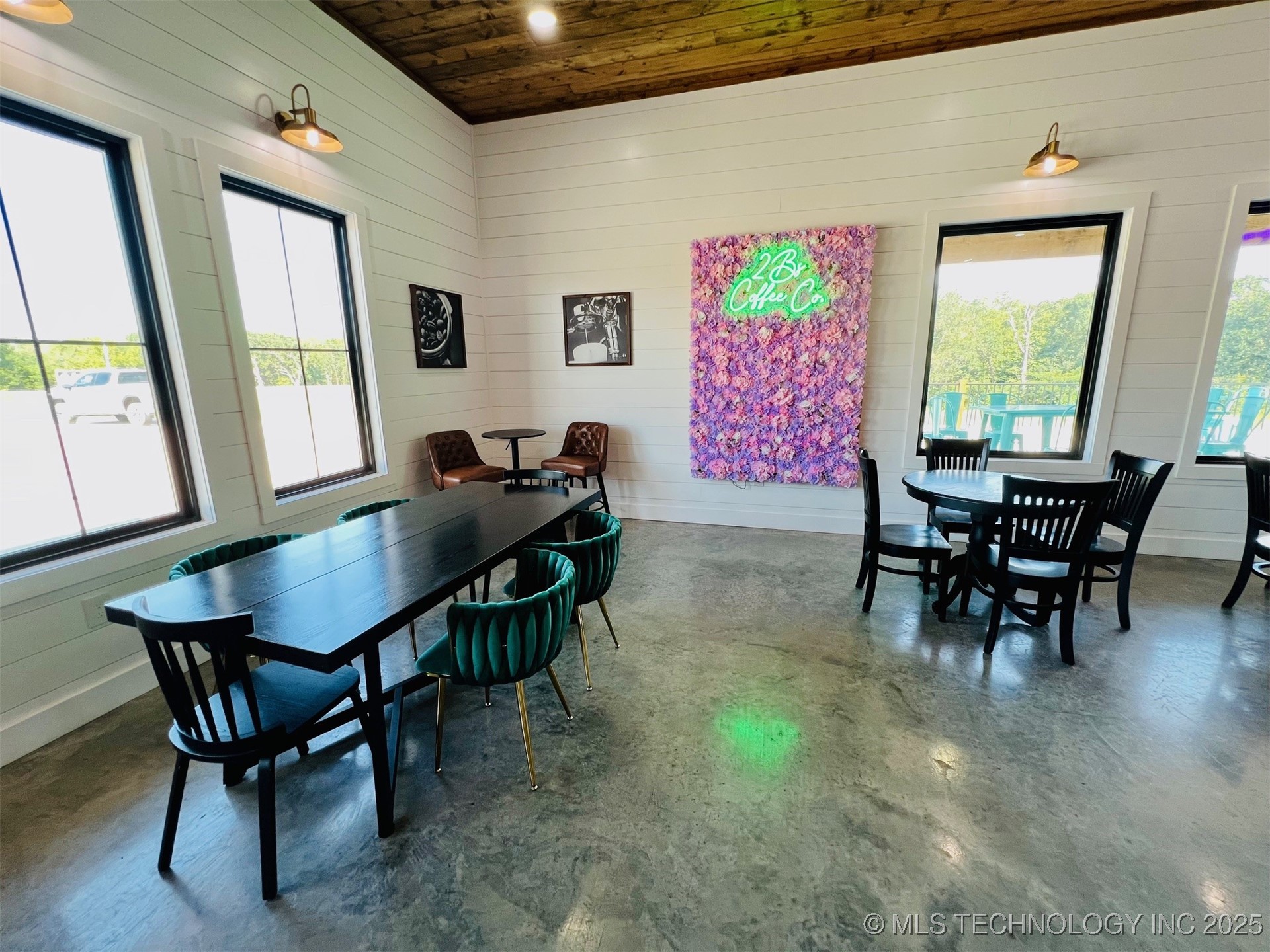 211 W Highway 70 Madill OK 73446