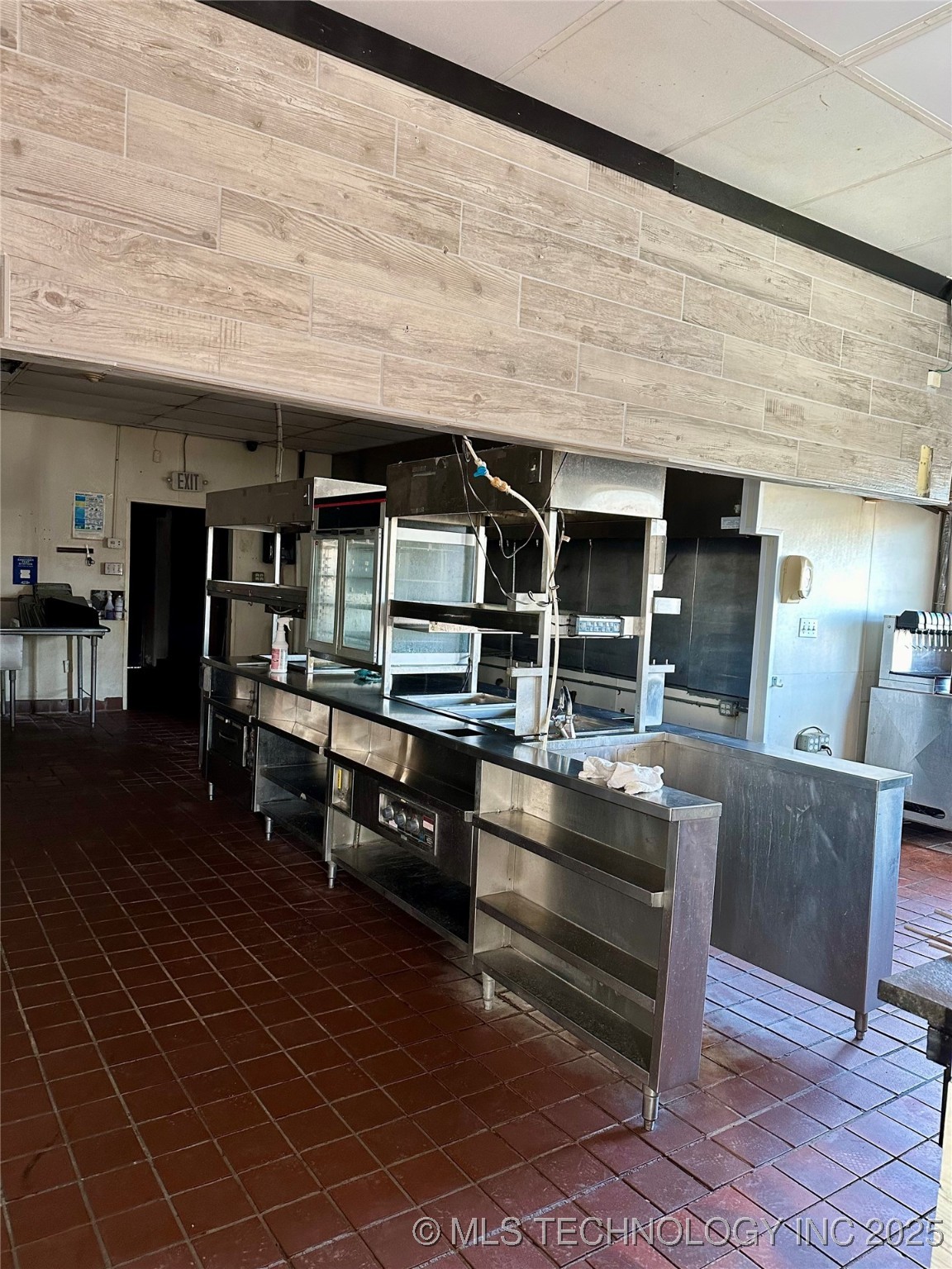 1906 W Broadway Sulphur OK 73086