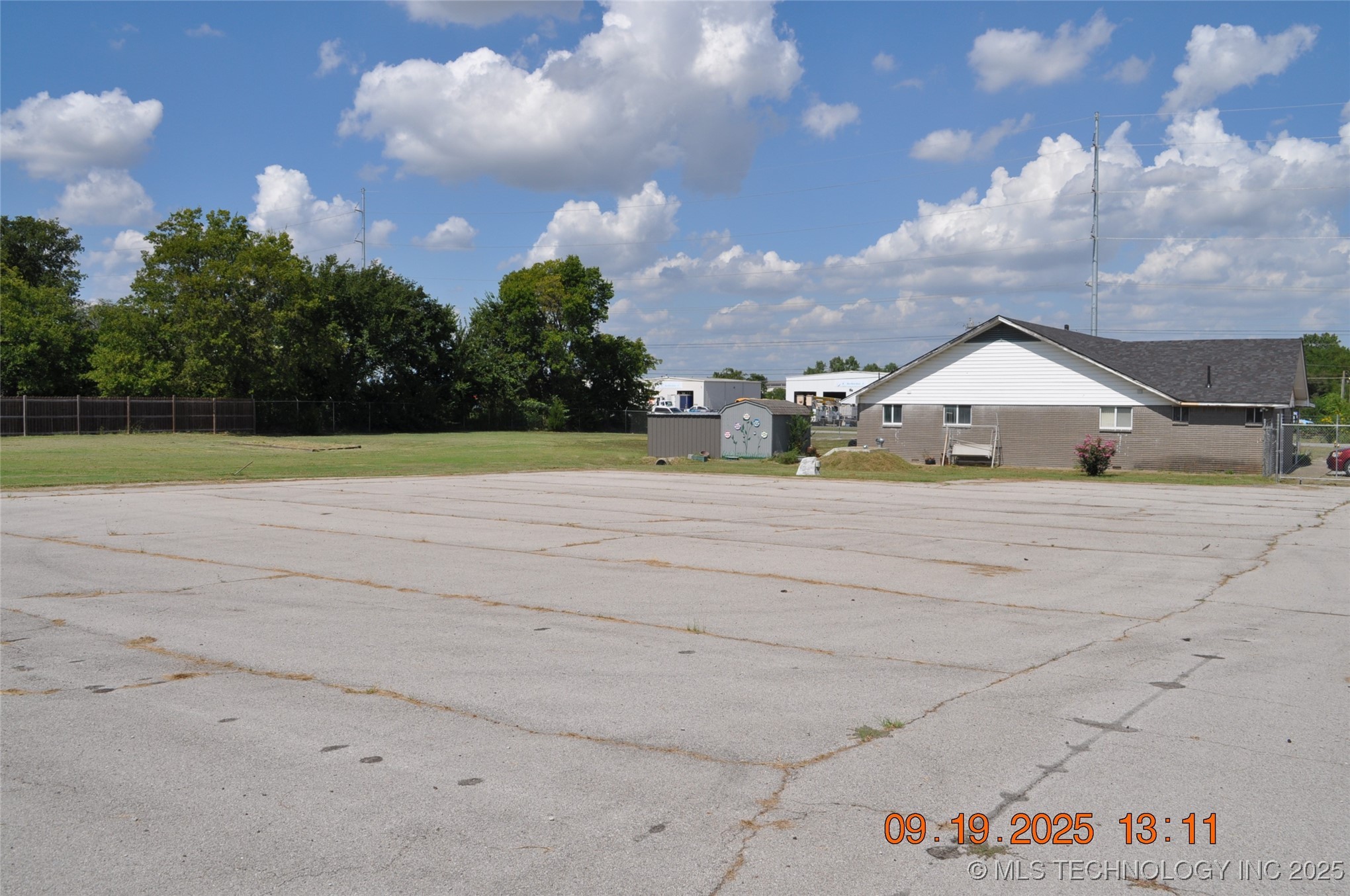 15890 E Pine Street Tulsa OK 74116