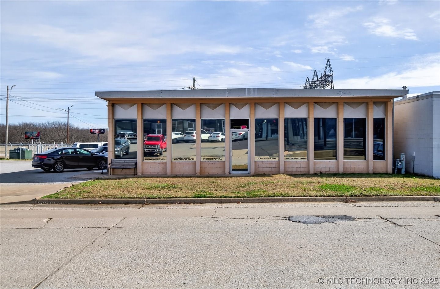 218 S Comanche Avenue Bartlesville OK 74003