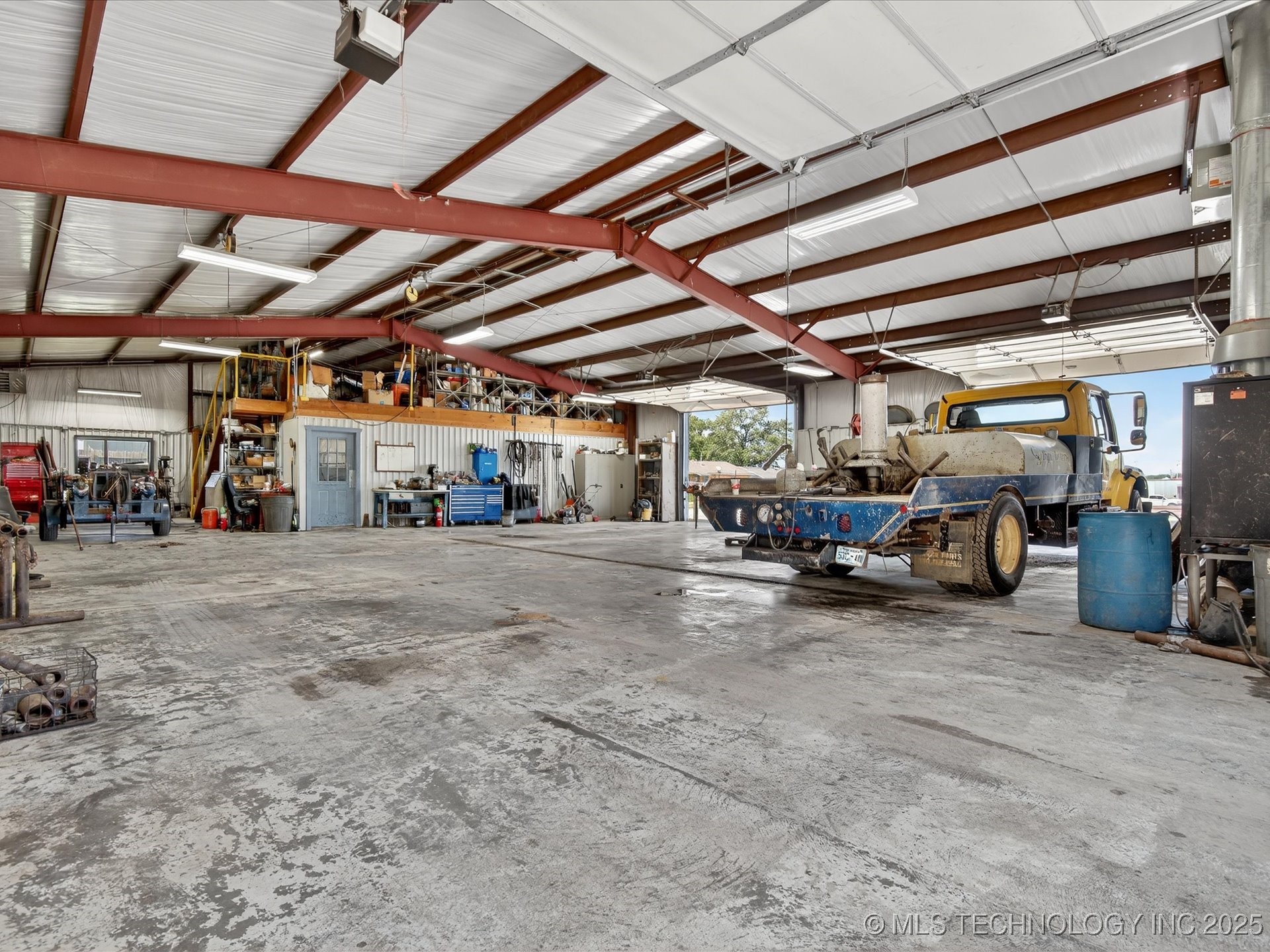 1601 E Main Street Pawhuska OK 74056
