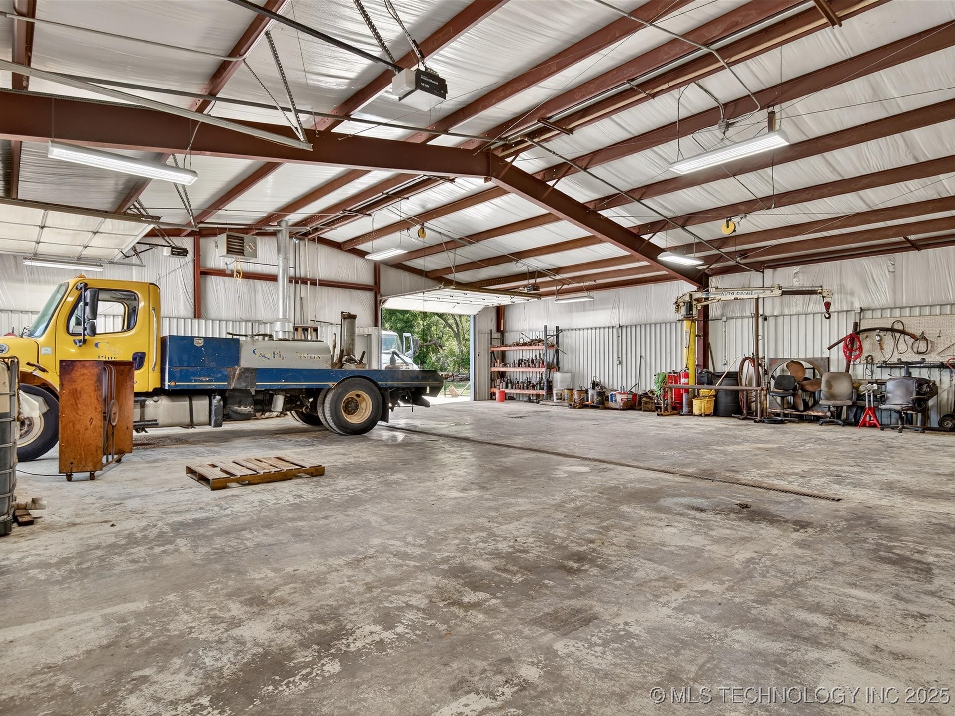1601 E Main Street Pawhuska OK 74056