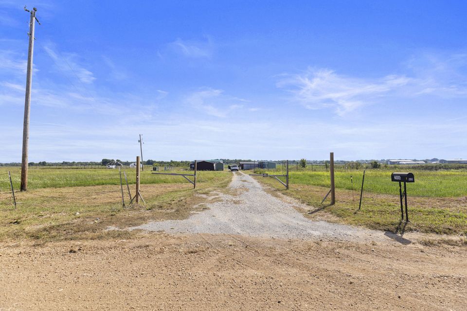 21456 S 4440 Road Vinita OK 74301