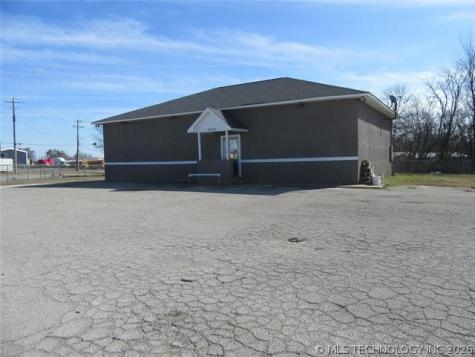 9105 S Us Highway 69 Savanna OK 74565