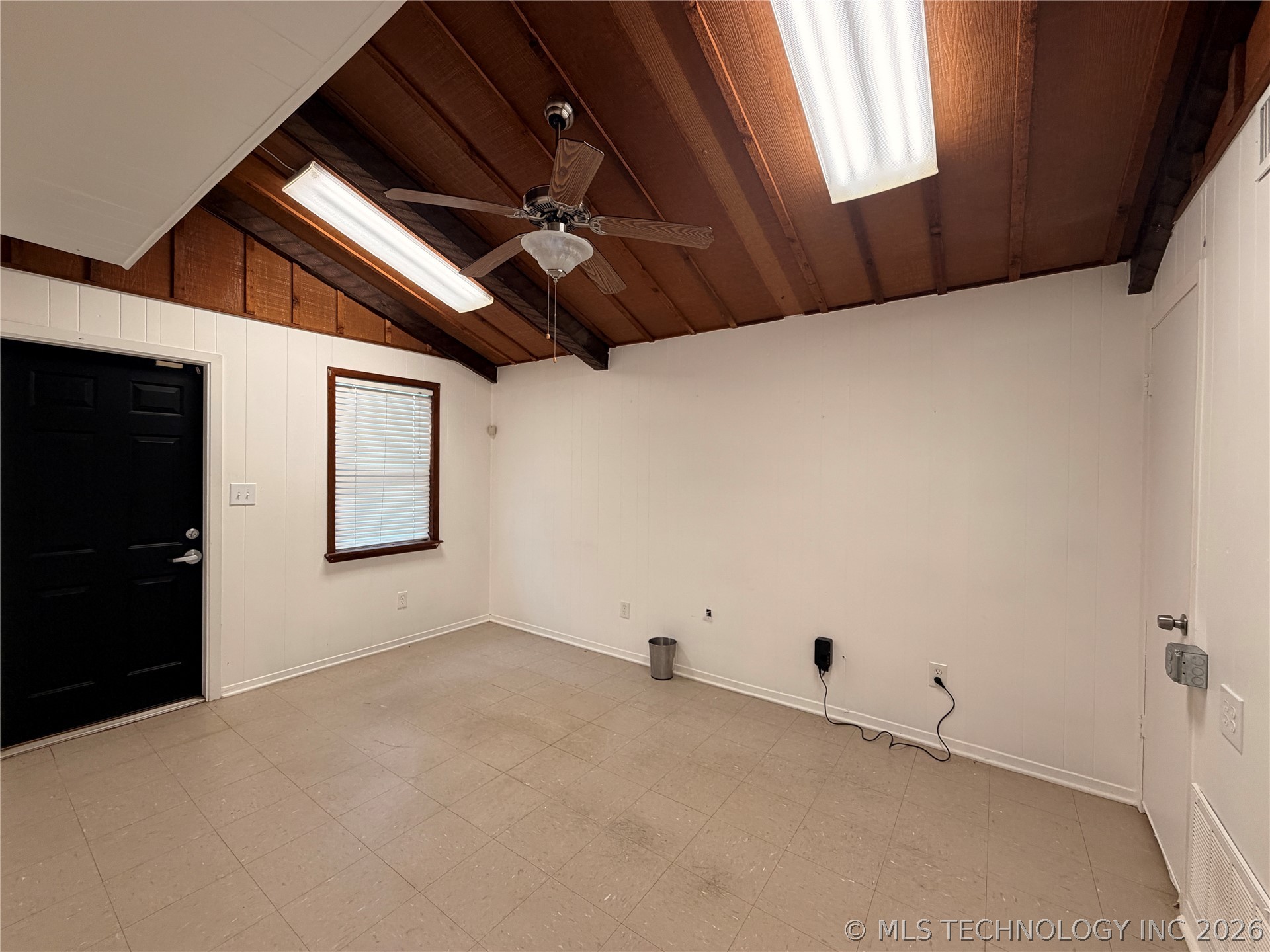902 NE Lincoln Idabel OK 74745