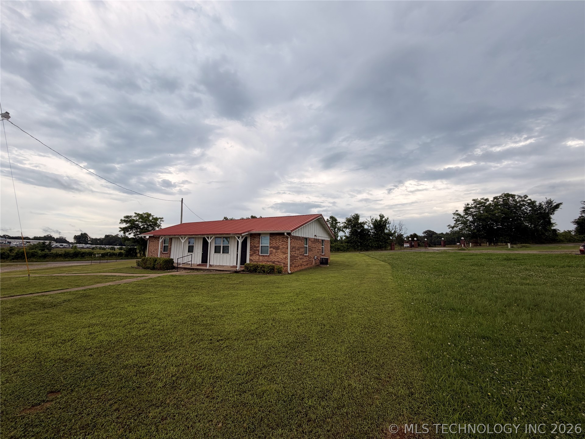 902 NE Lincoln Idabel OK 74745