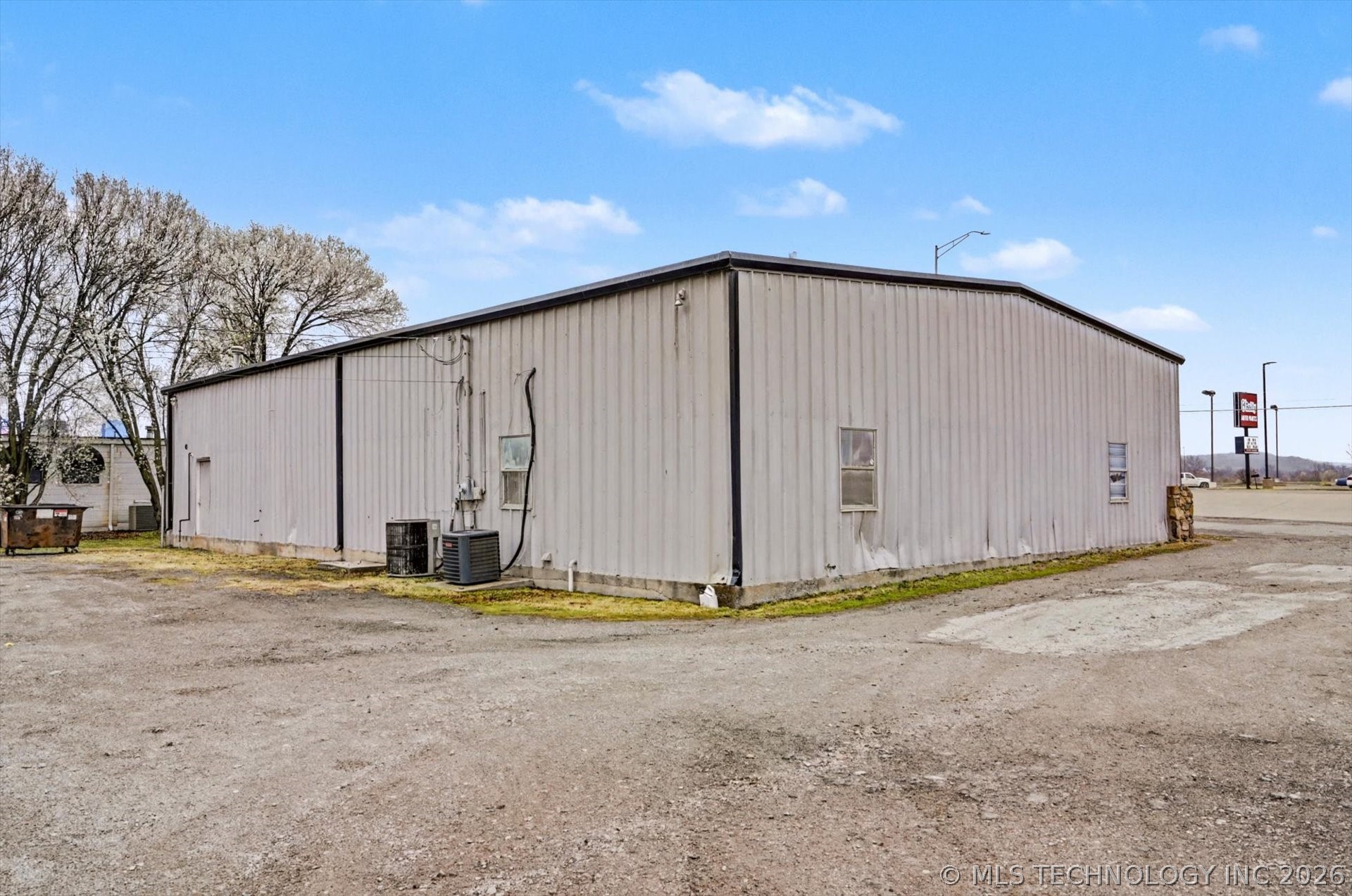 603 W Rogers Boulevard Skiatook OK 74070