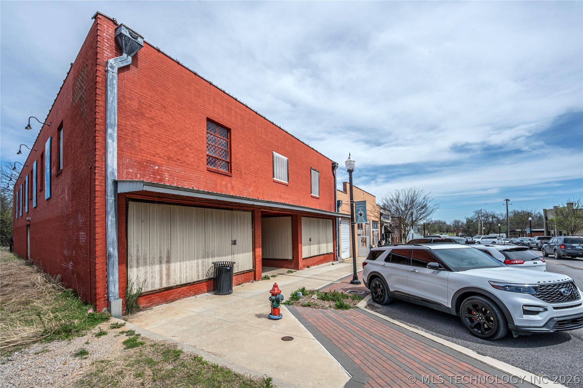 301 E Main Ardmore OK 73401