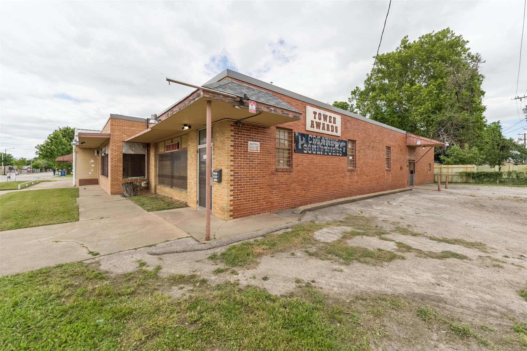 6209 E Tecumseh Street Tulsa OK 74115