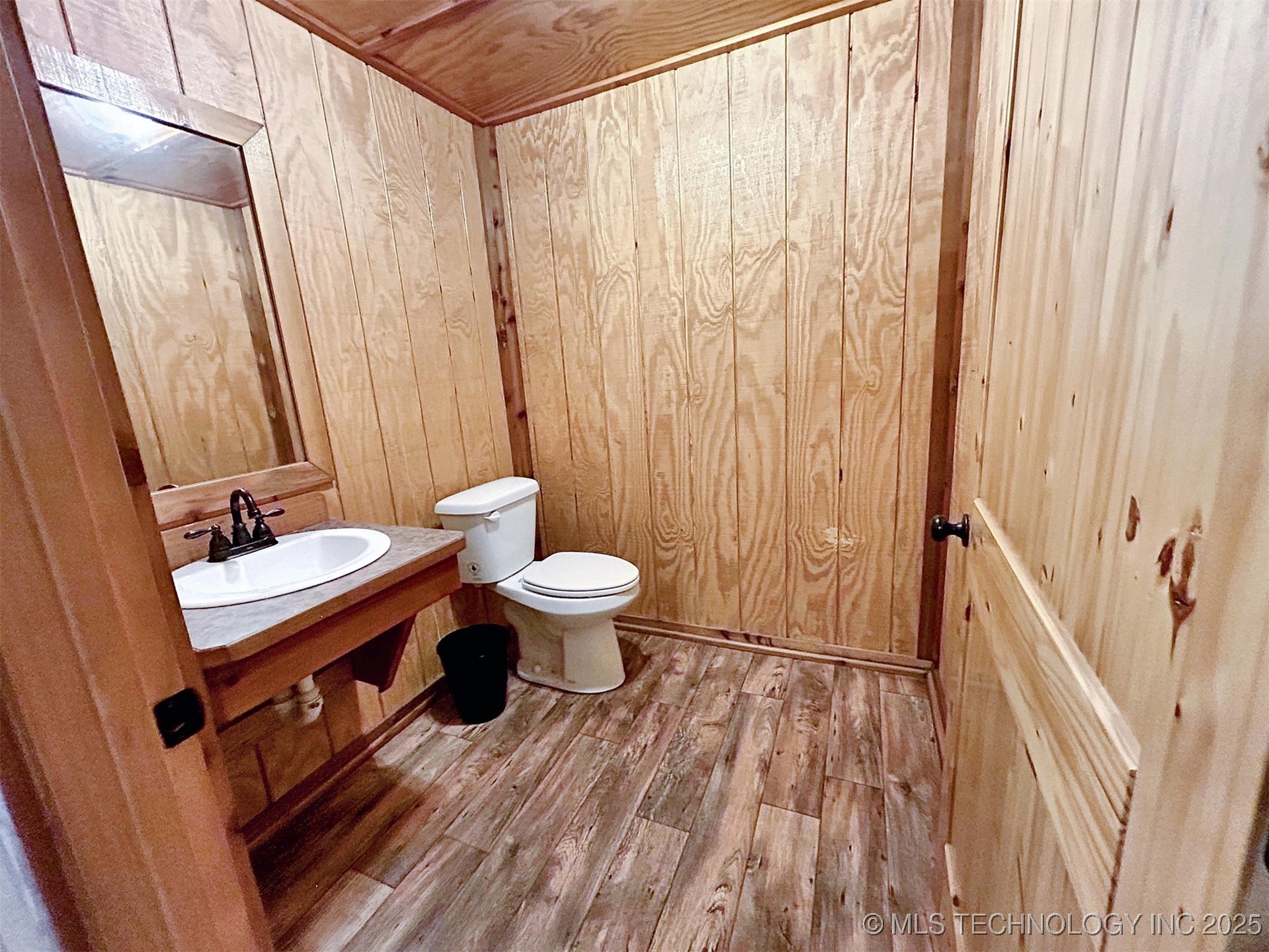 6753 E 620 Road Locust Grove OK 74352