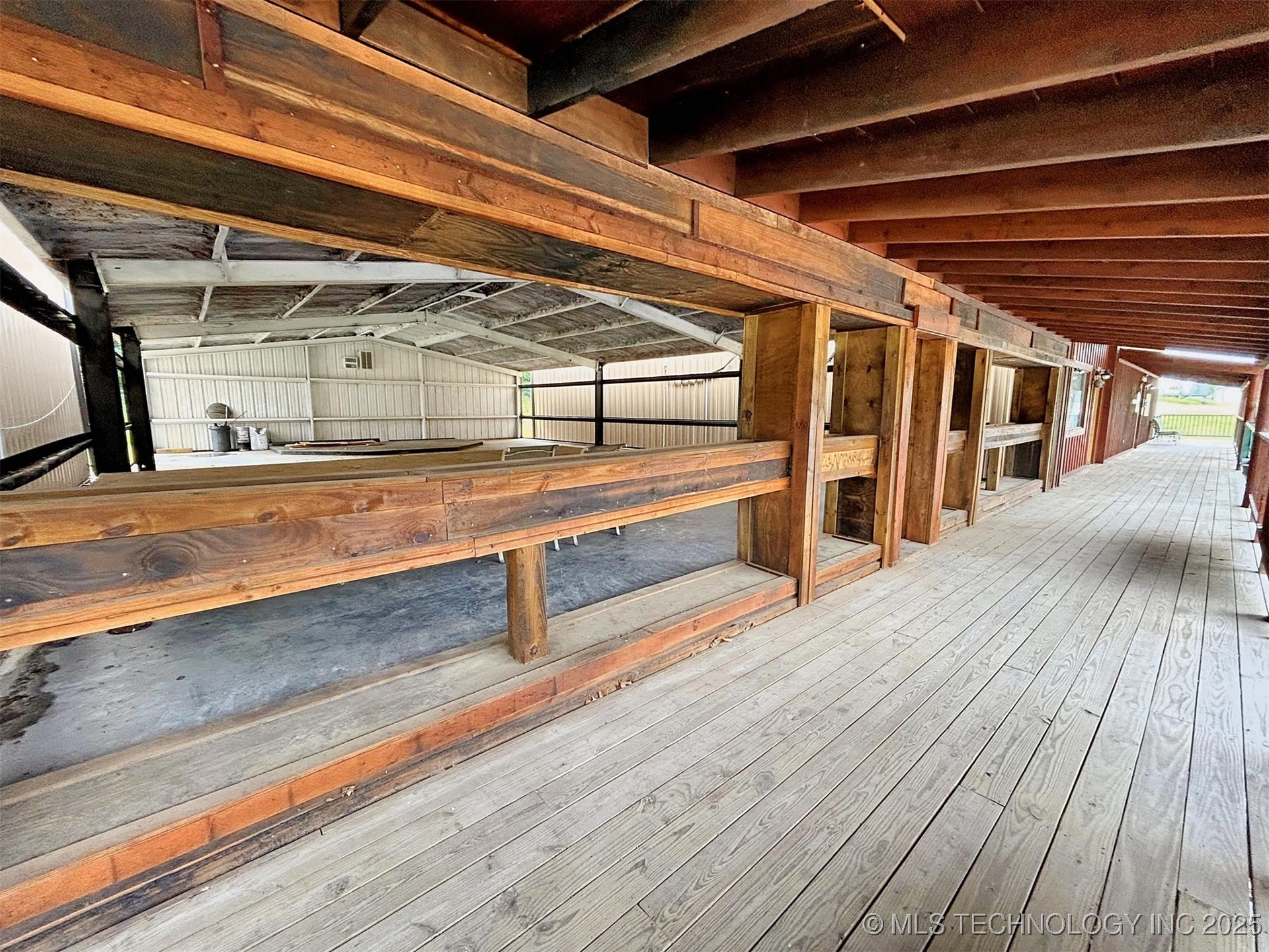 6753 E 620 Road Locust Grove OK 74352