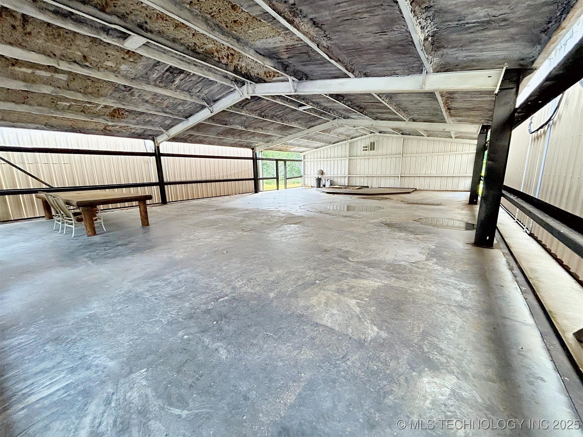 6753 E 620 Road Locust Grove OK 74352