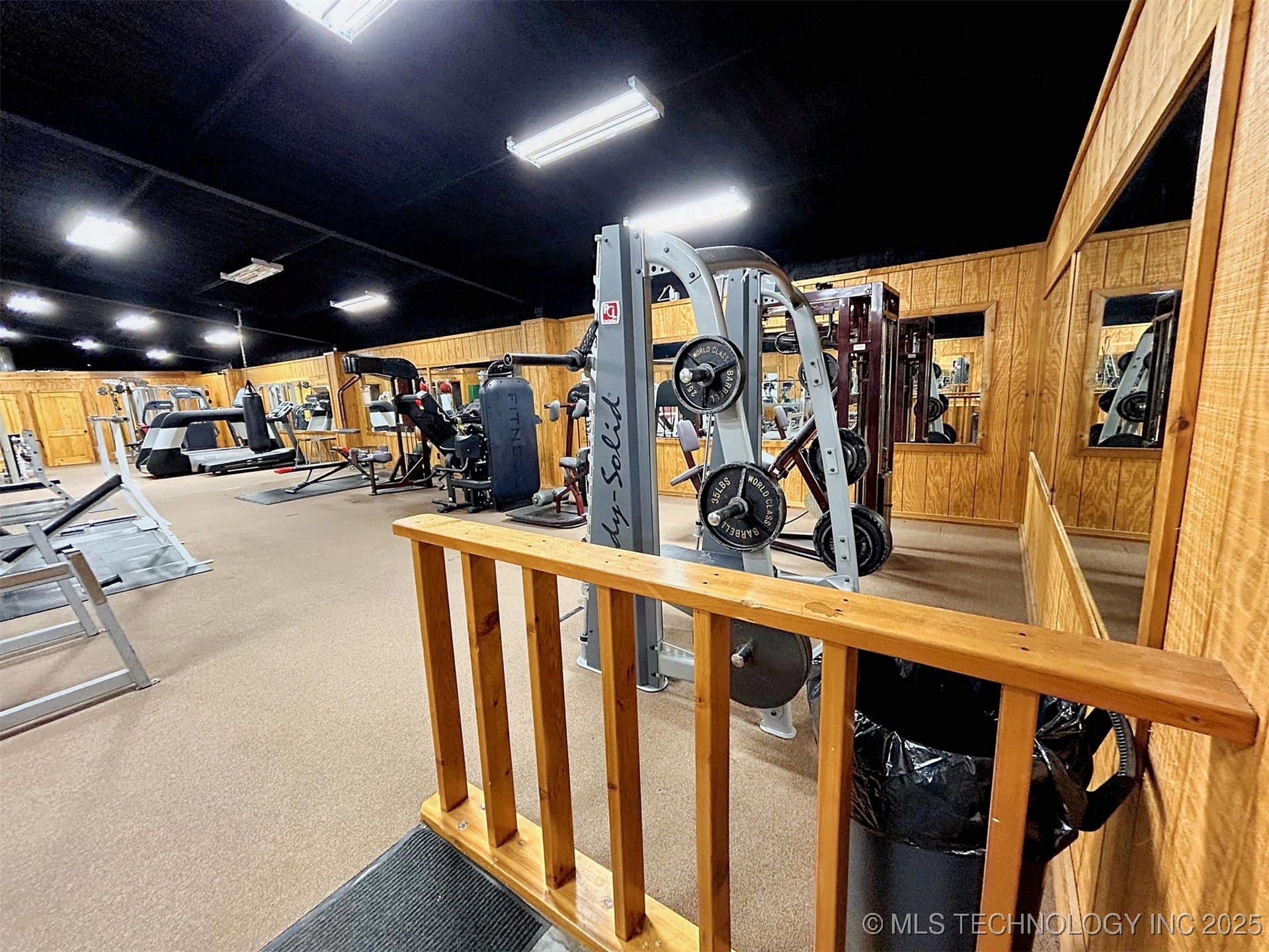 6753 E 620 Road Locust Grove OK 74352