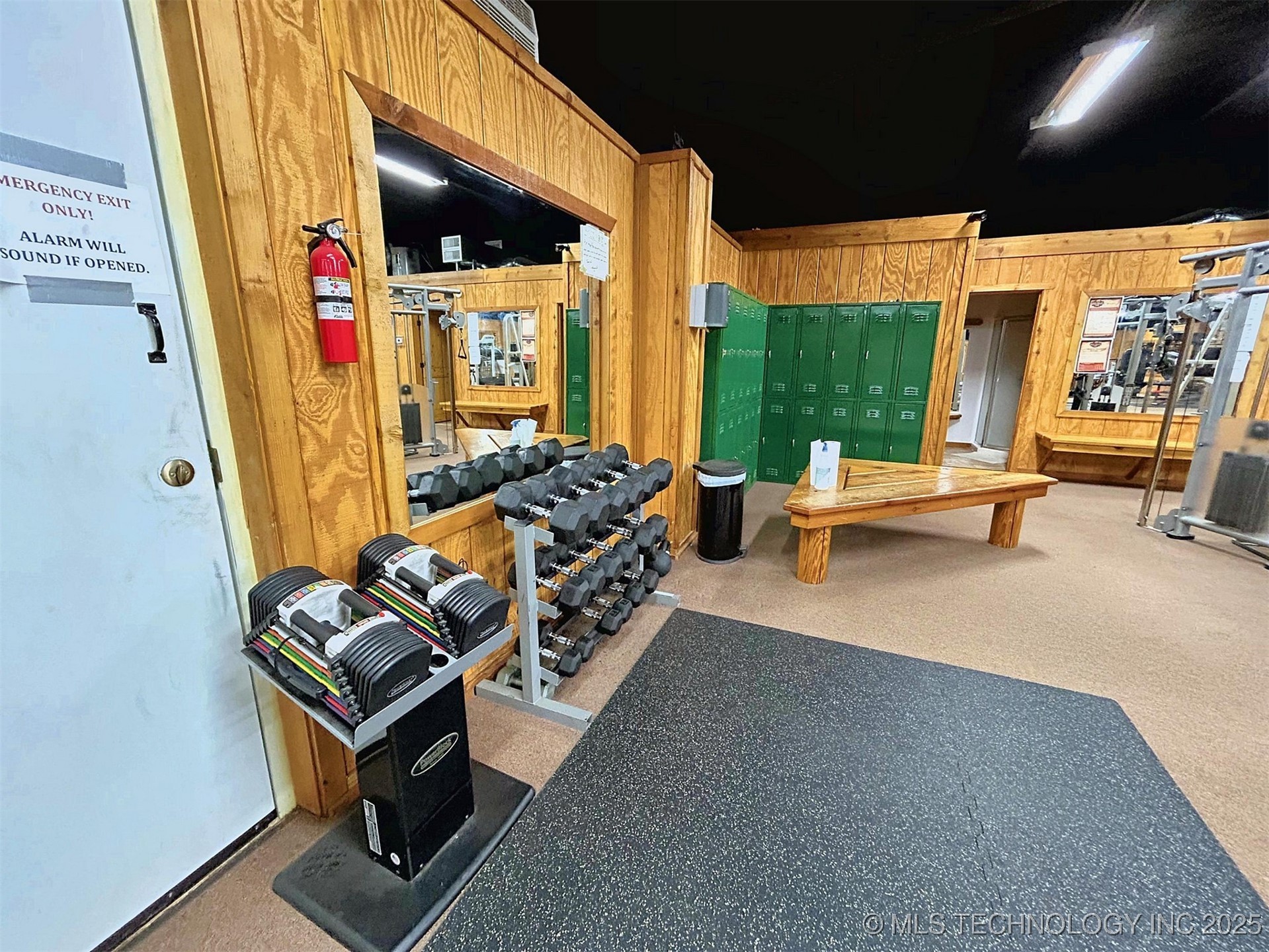 6753 E 620 Road Locust Grove OK 74352