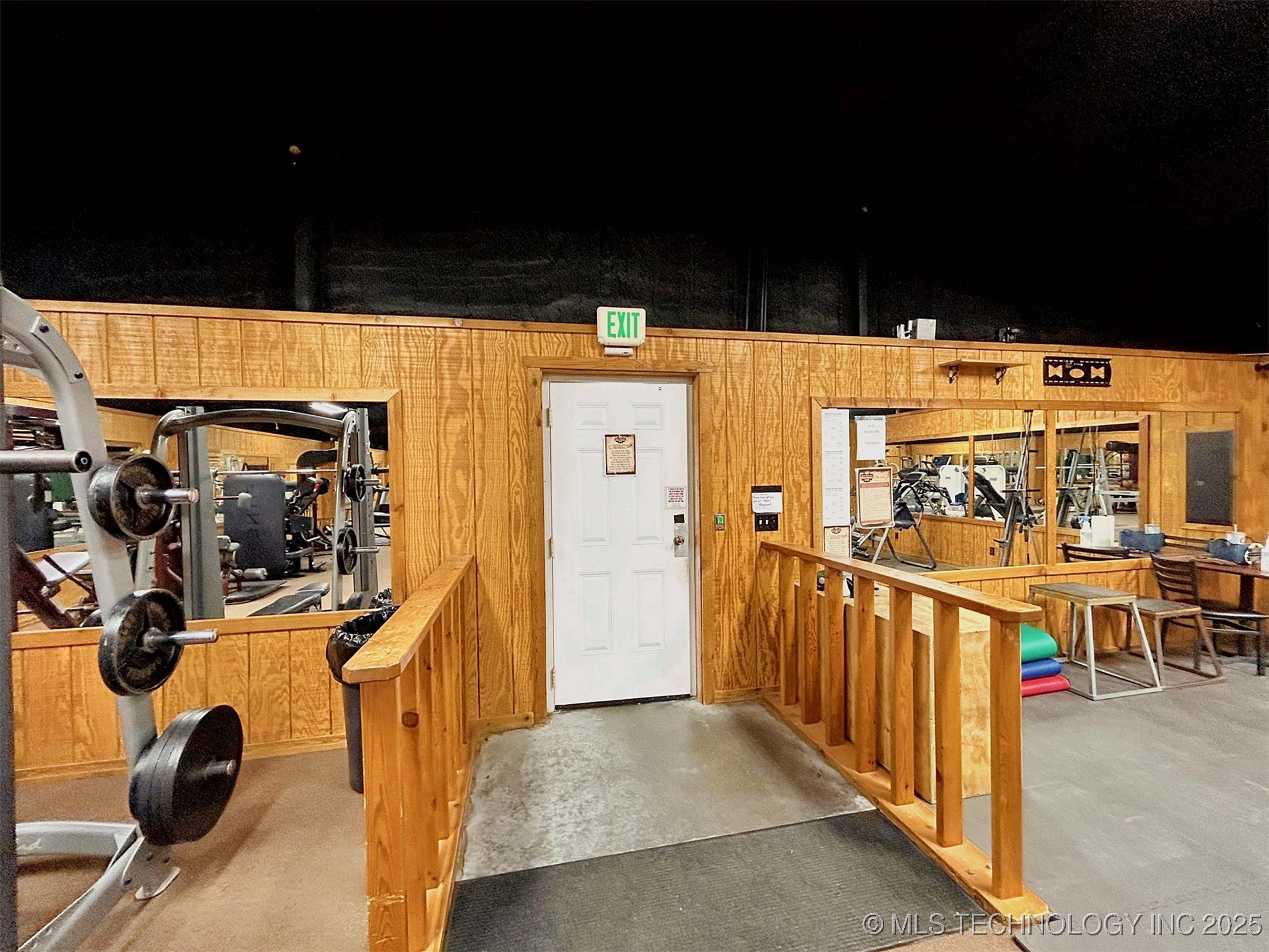 6753 E 620 Road Locust Grove OK 74352
