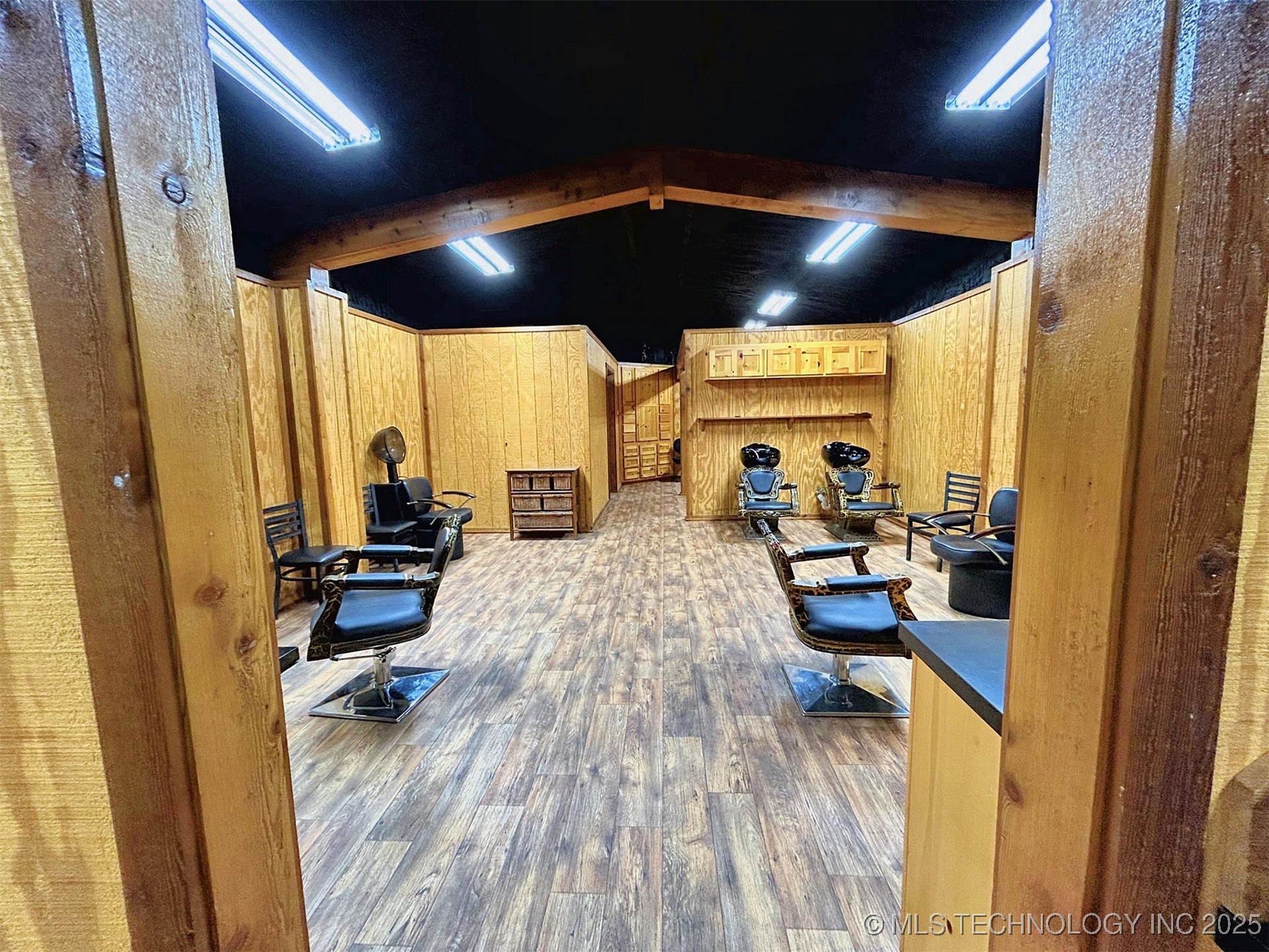 6753 E 620 Road Locust Grove OK 74352