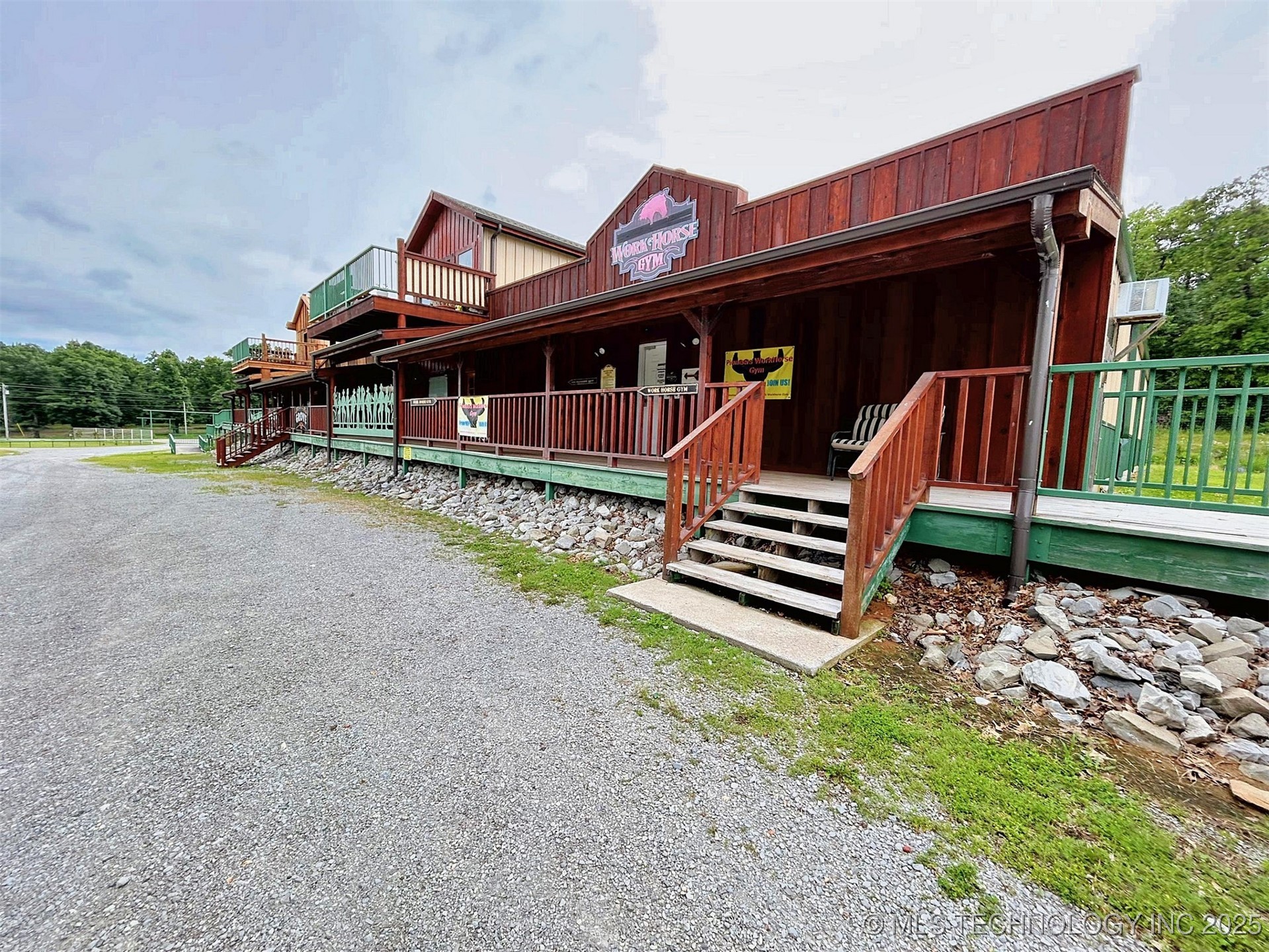 6753 E 620 Road Locust Grove OK 74352