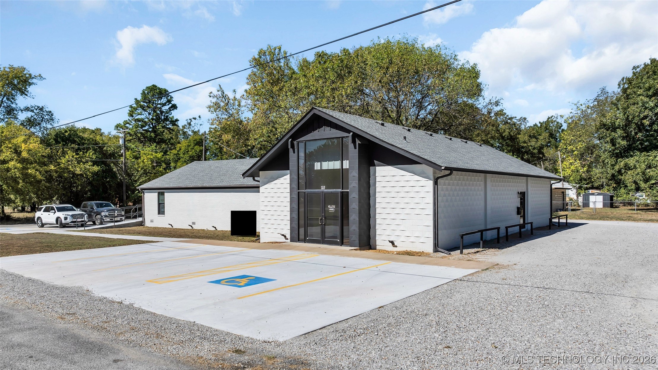120 Birch Lone Grove OK 73443