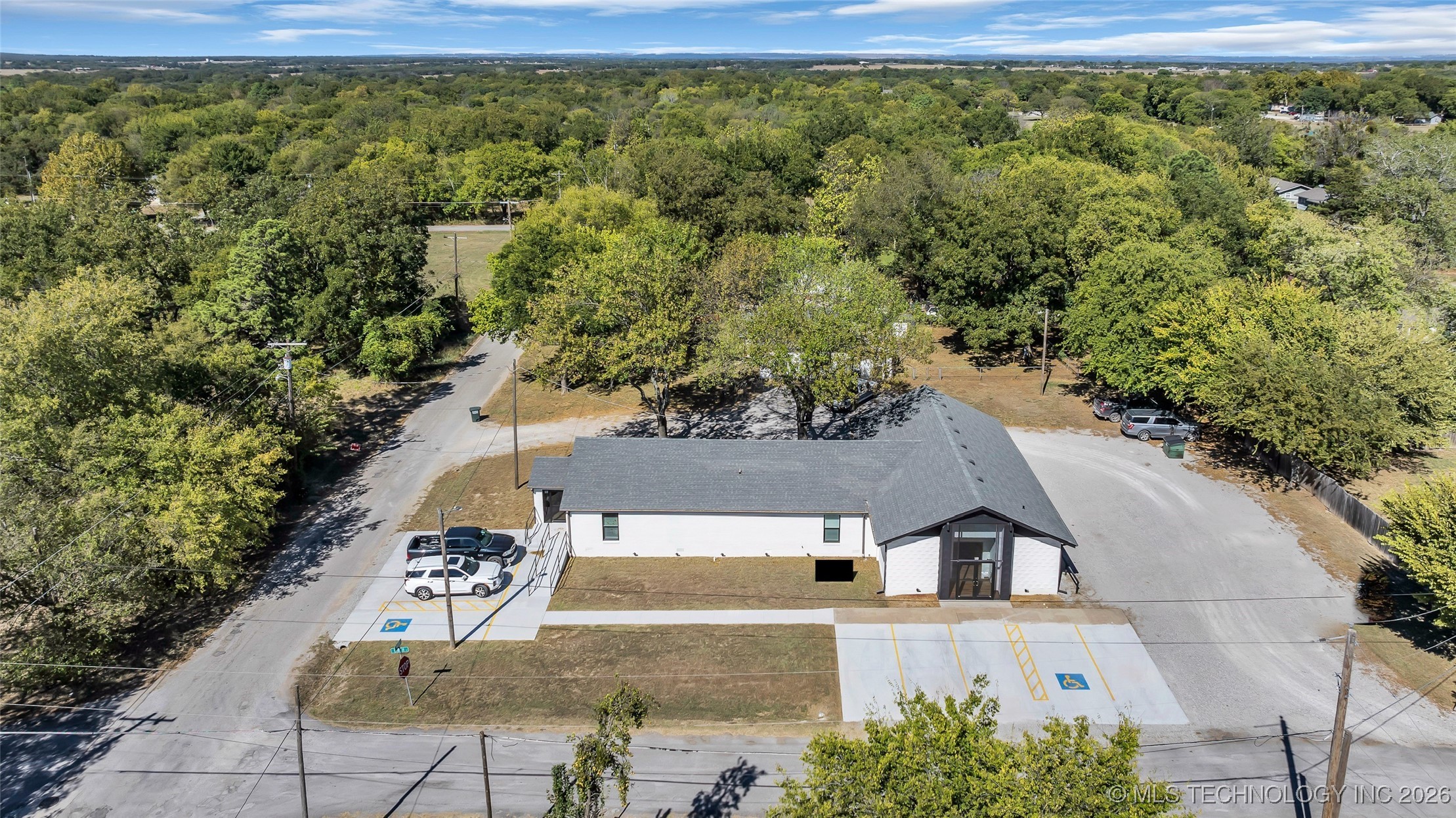 120 Birch Lone Grove OK 73443