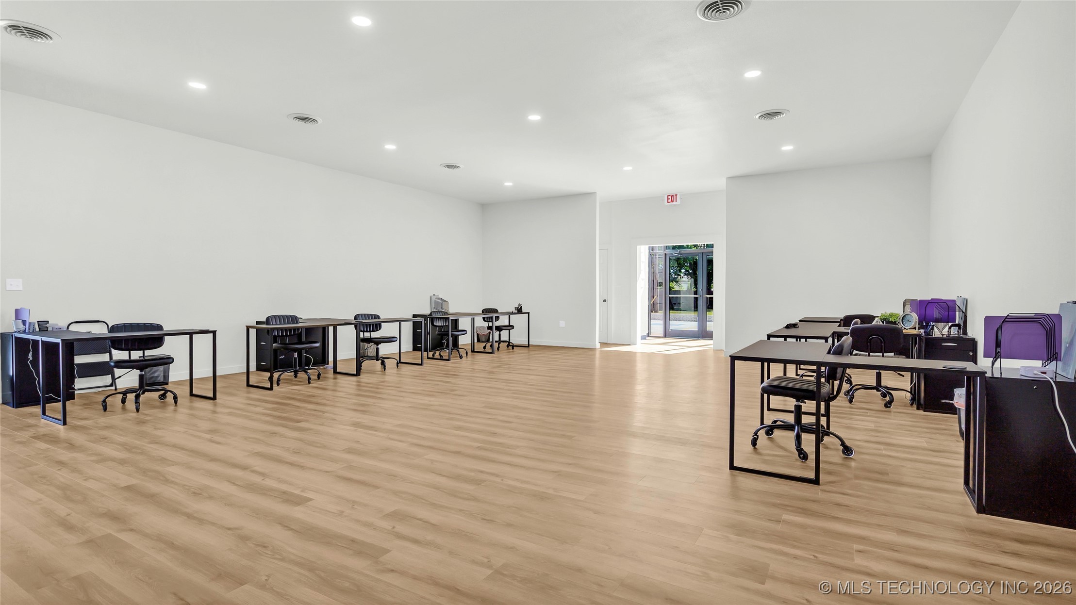 120 Birch Lone Grove OK 73443