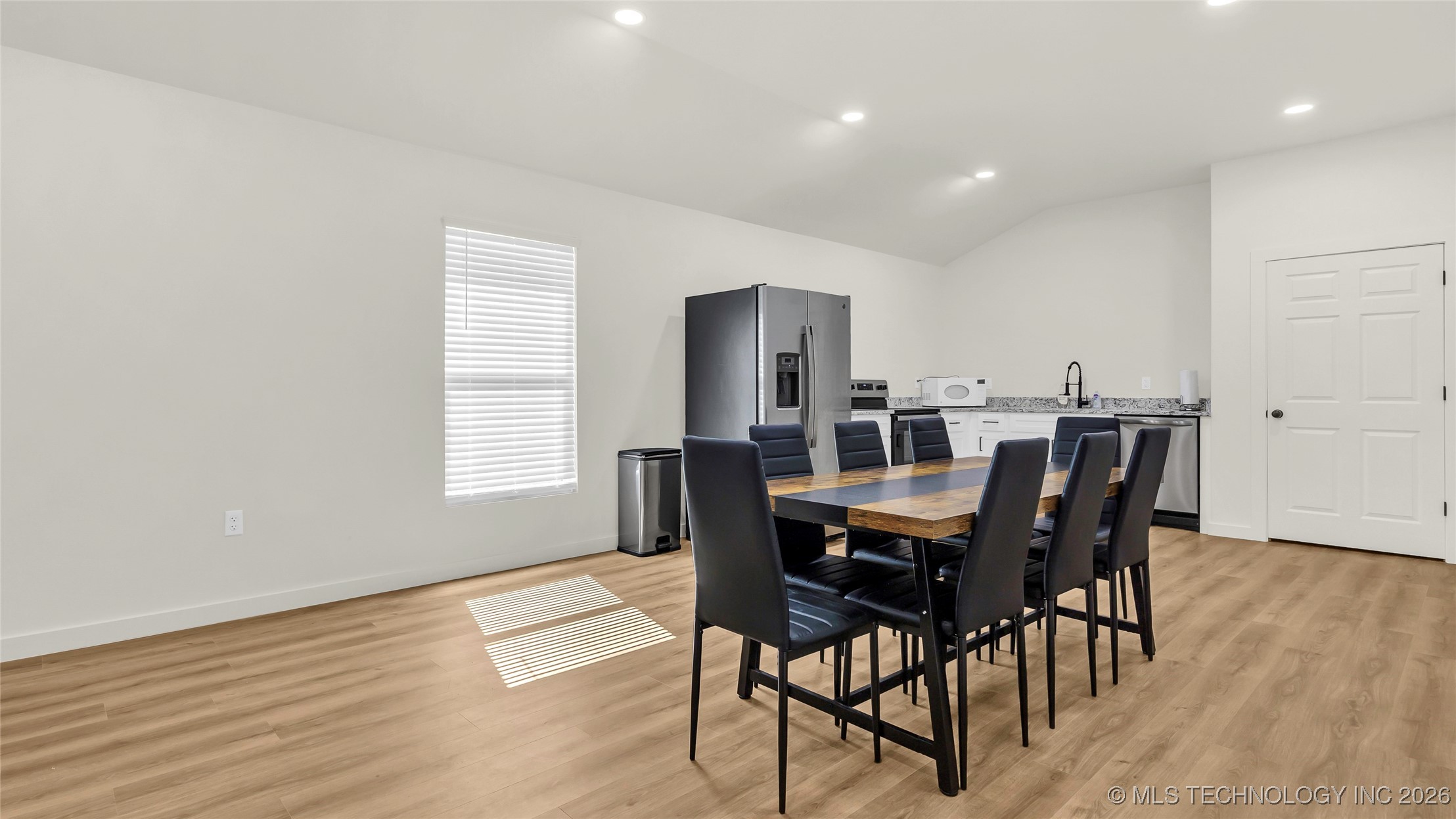 120 Birch Lone Grove OK 73443