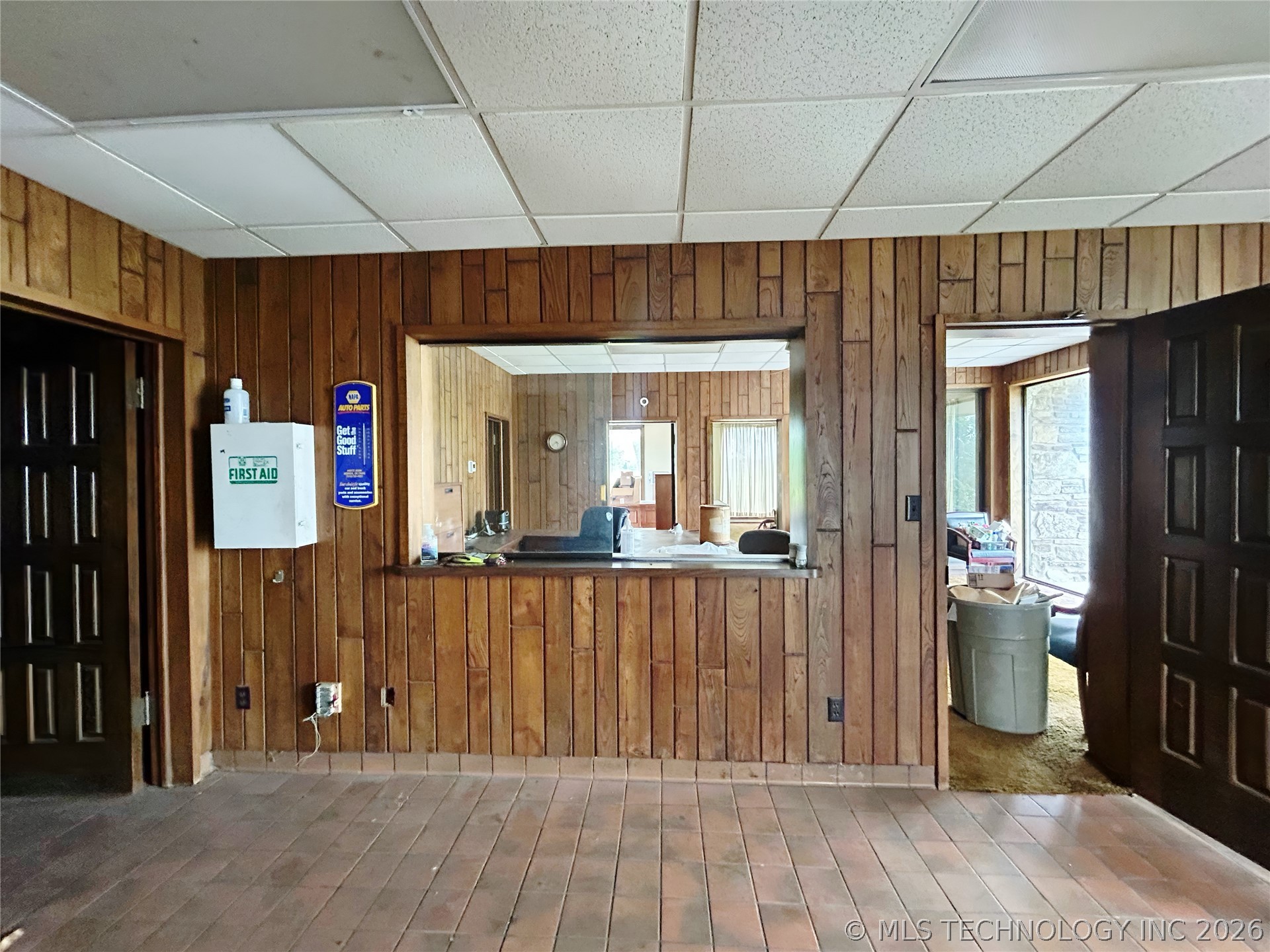 100 E Ozark Street Morris OK 74445
