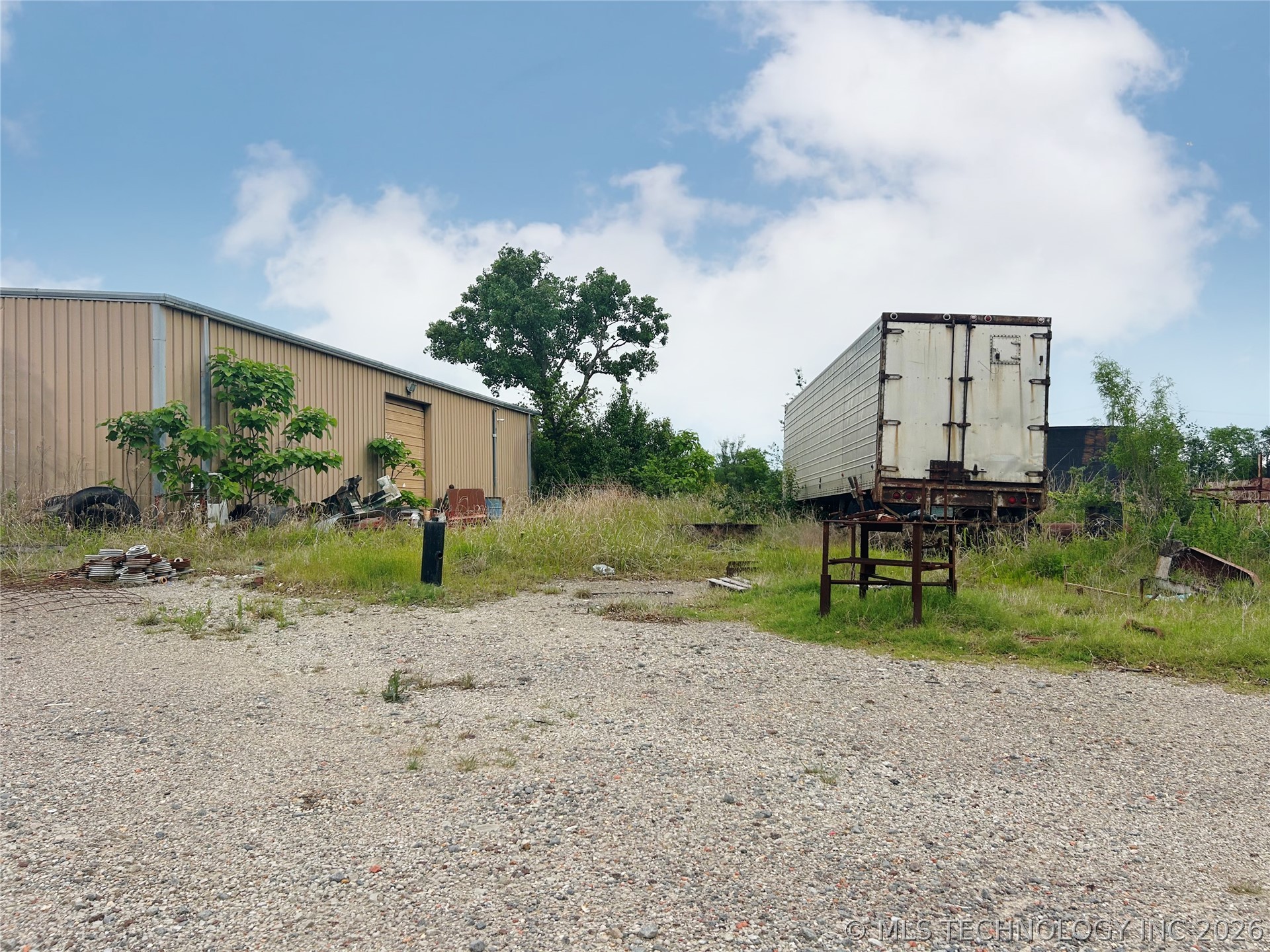 100 E Ozark Street Morris OK 74445