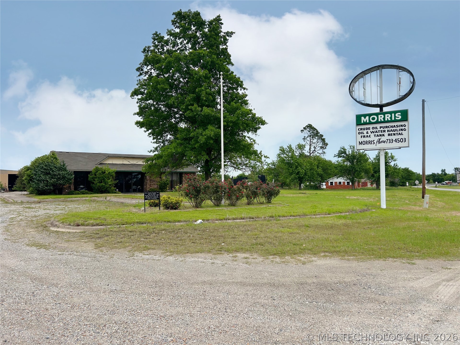100 E Ozark Street Morris OK 74445
